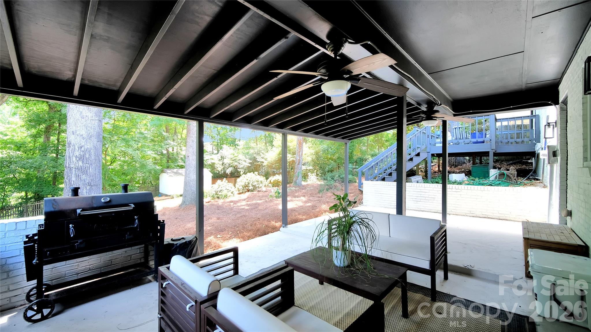 1634 Lumarka Drive