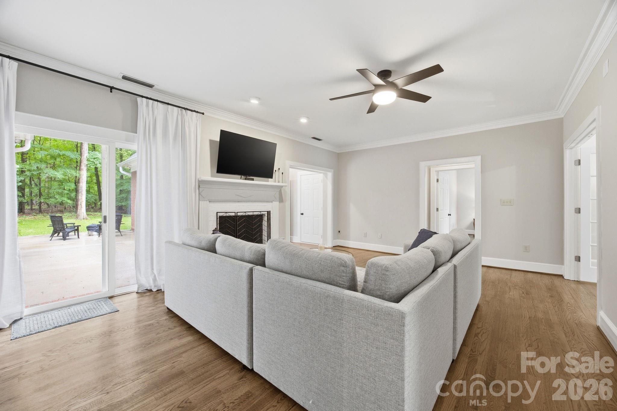 1224 Lago Vista Drive