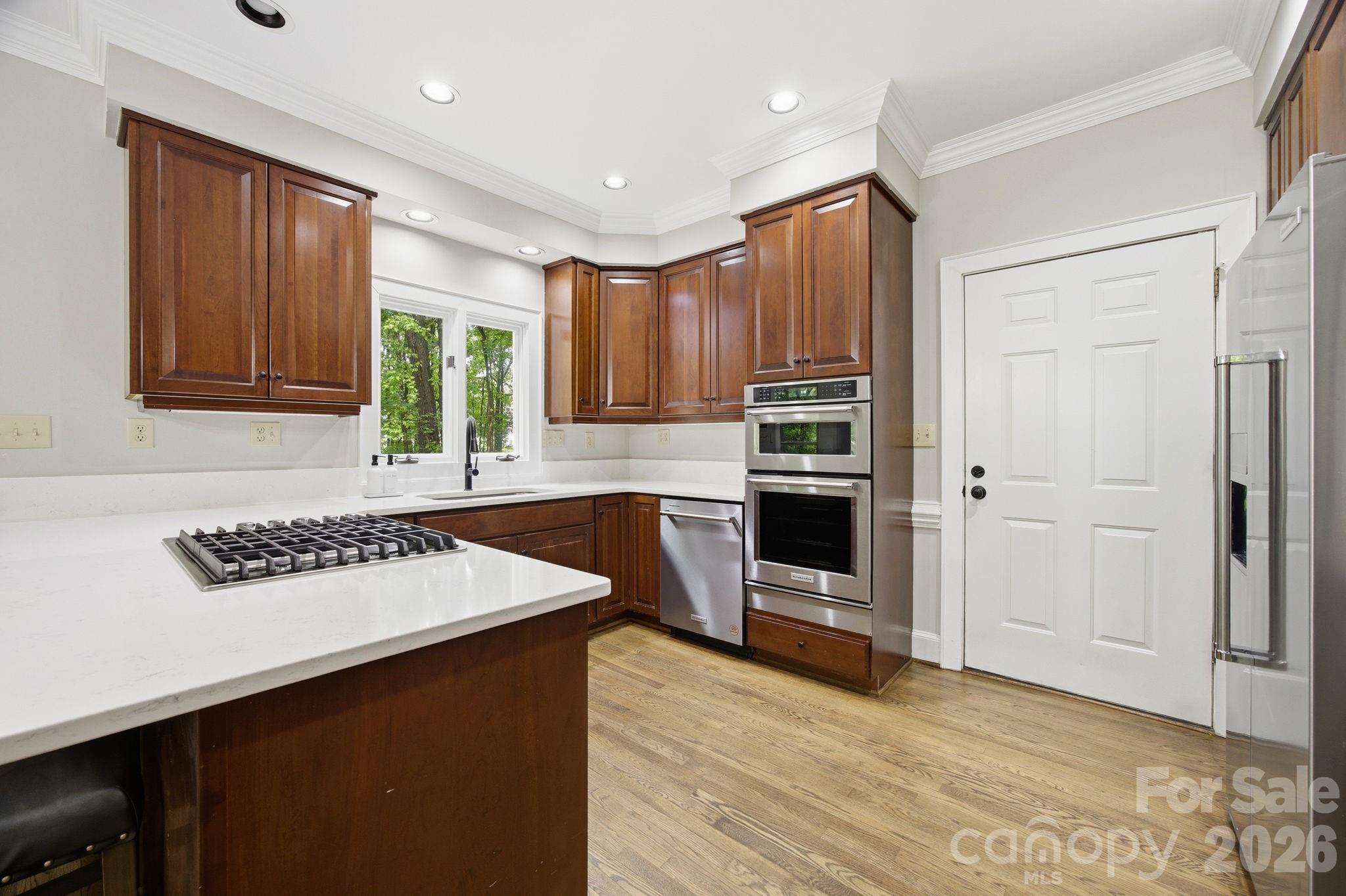 1224 Lago Vista Drive