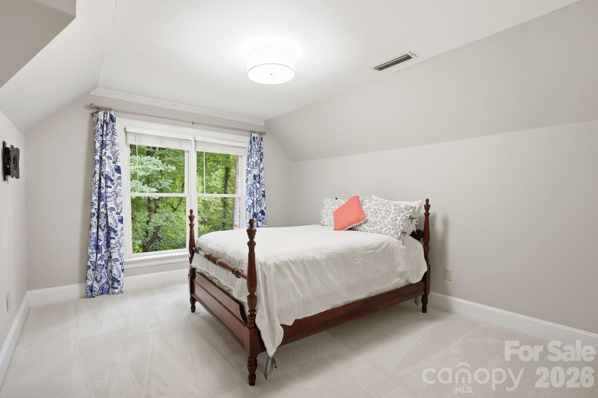 1224 Lago Vista Drive