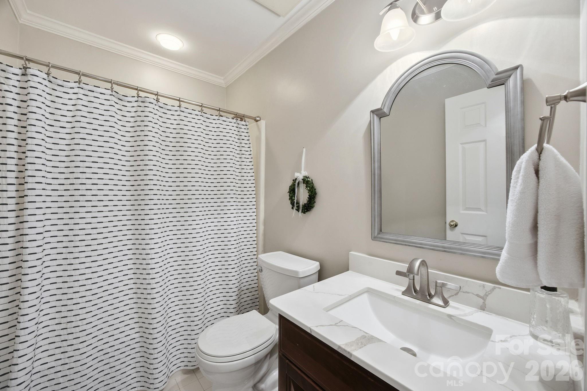 1224 Lago Vista Drive
