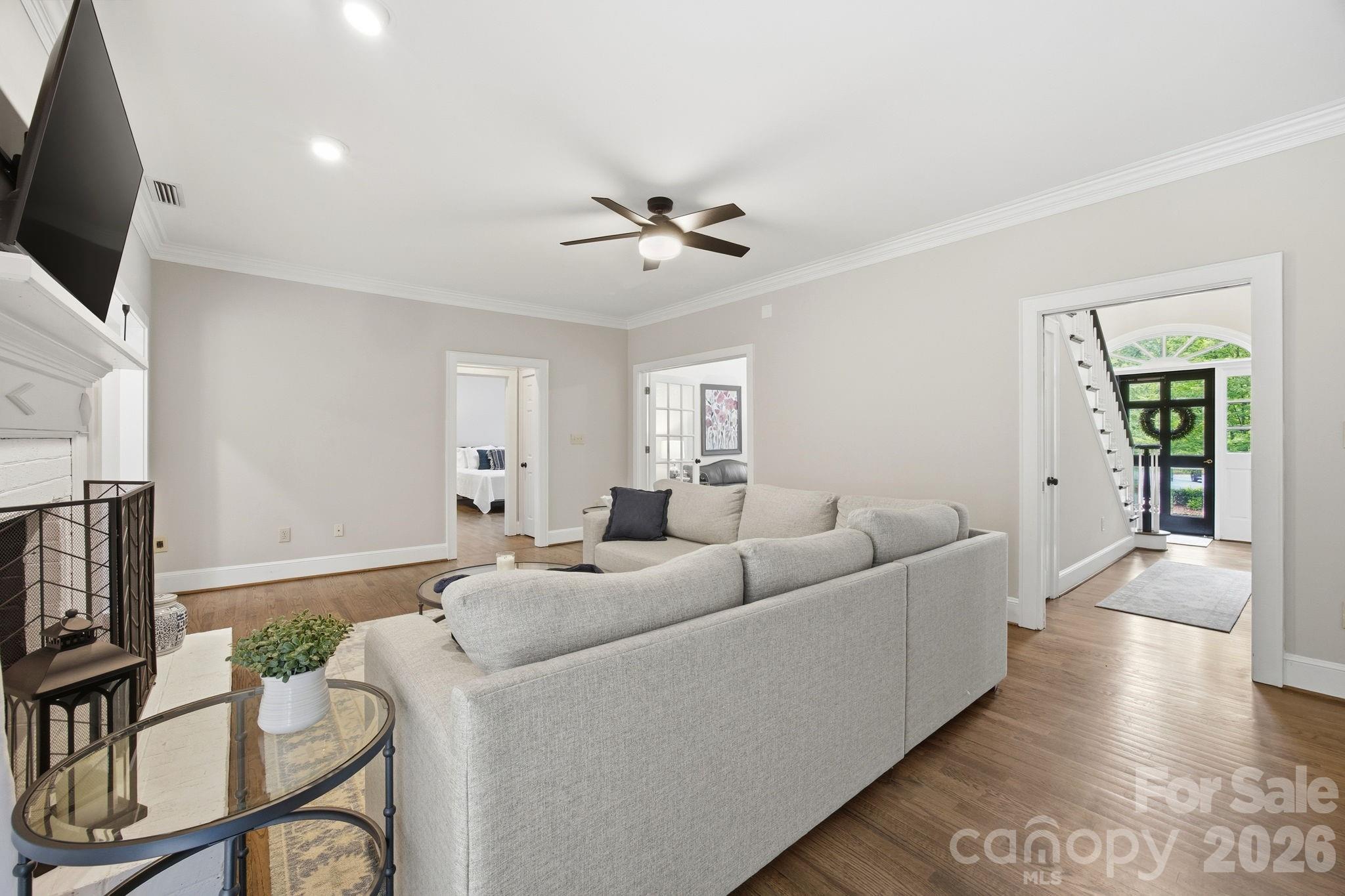 1224 Lago Vista Drive