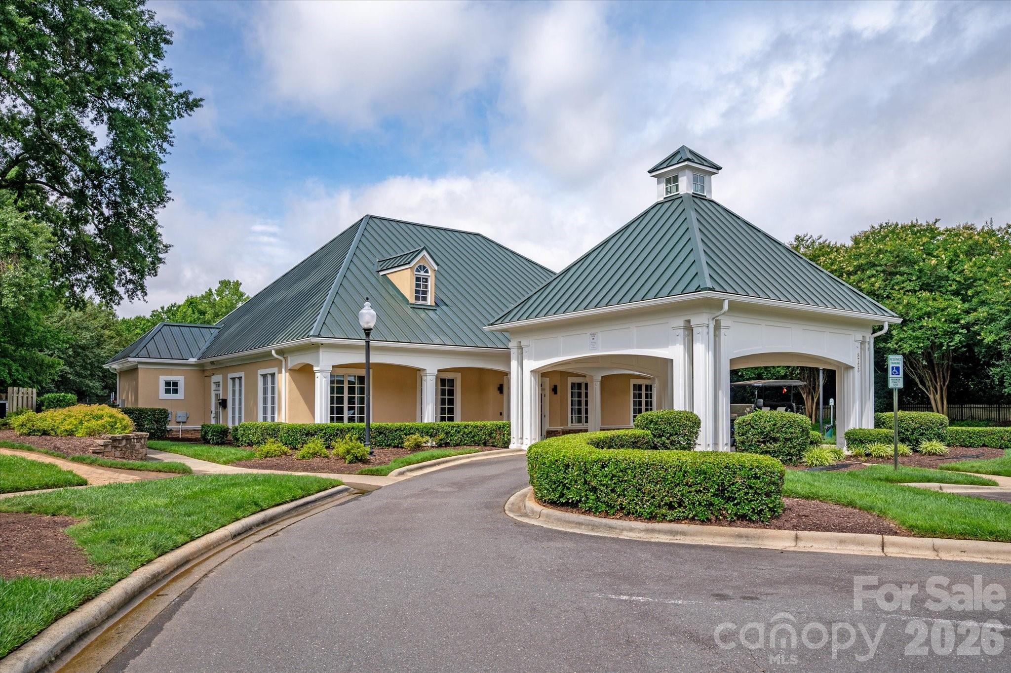 8709 Victory Gallop Court