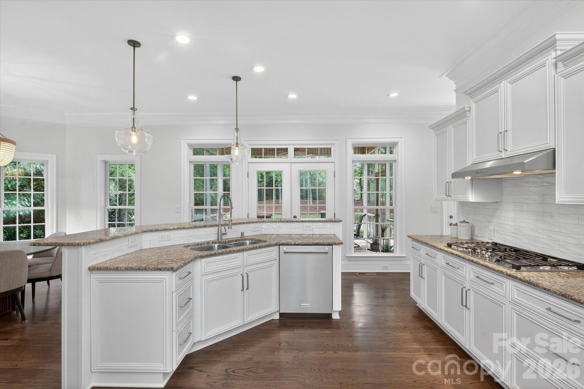 8709 Victory Gallop Court