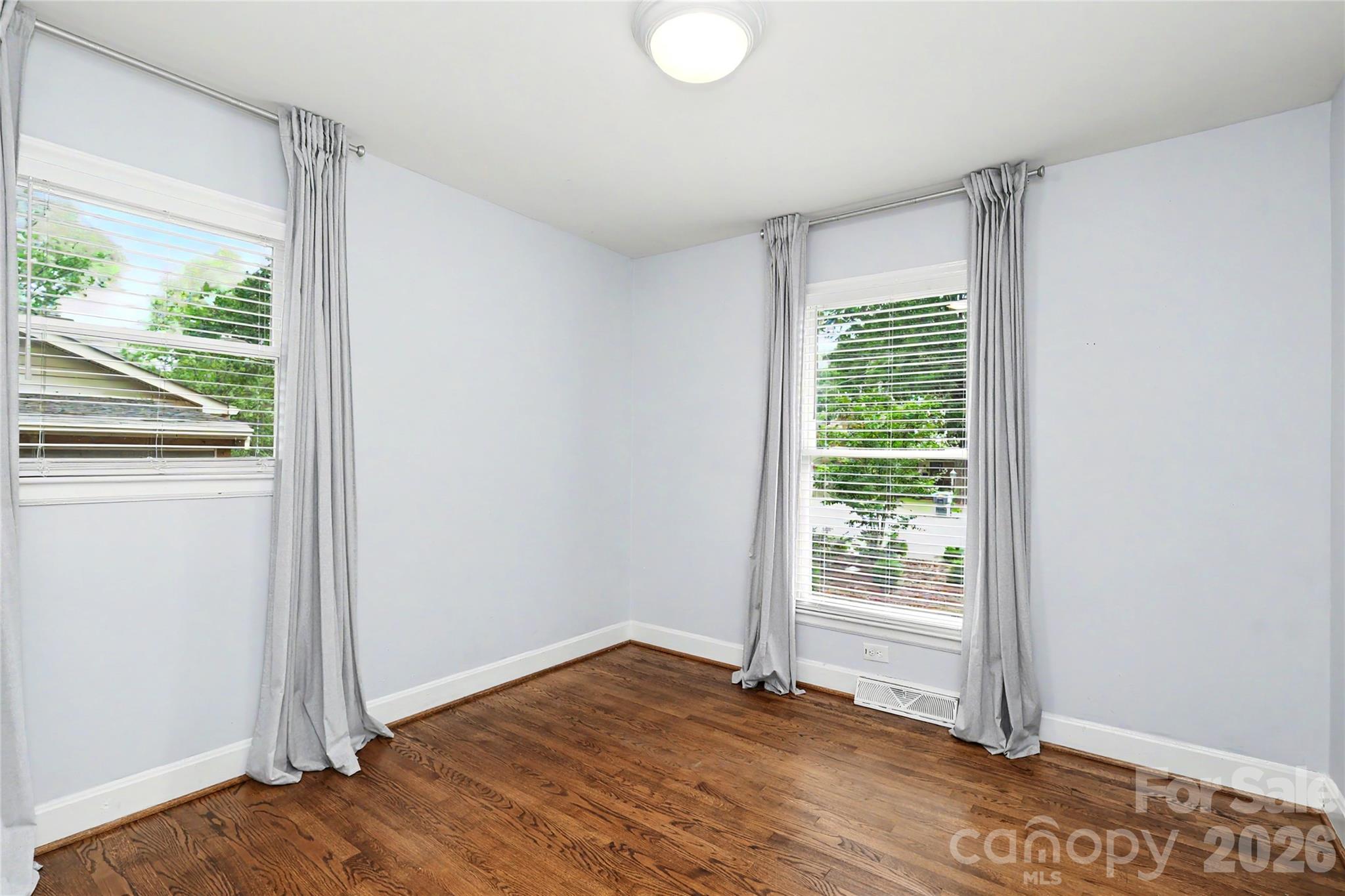 3723 Litchfield Road