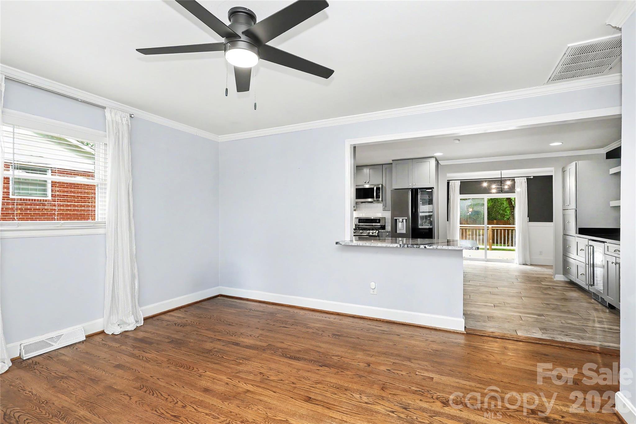 3723 Litchfield Road