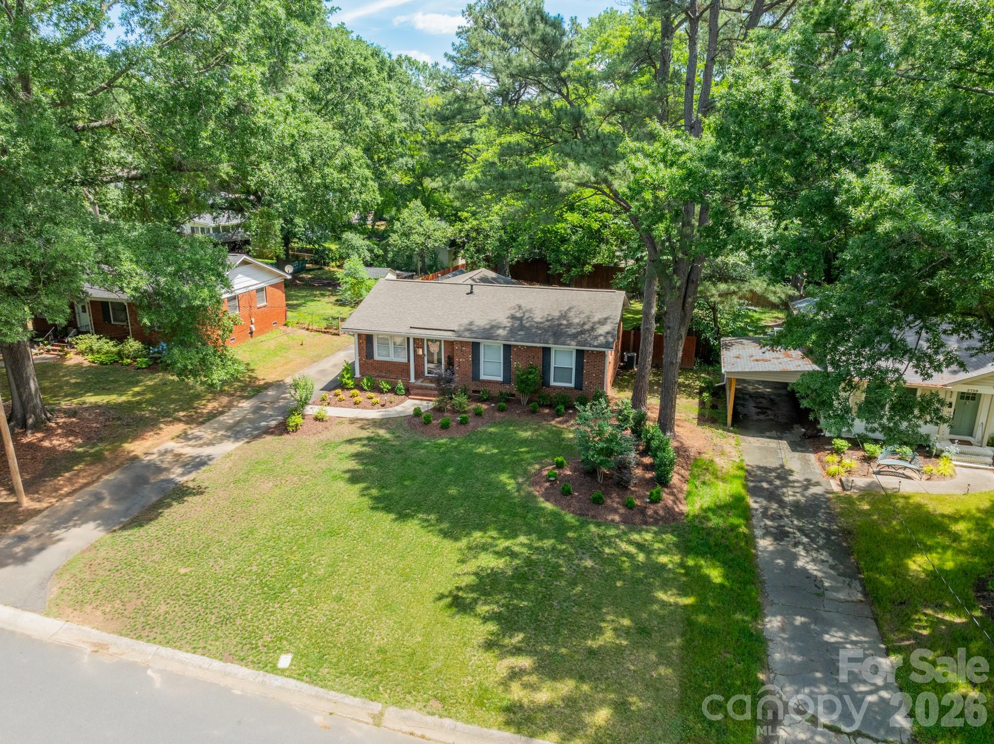3723 Litchfield Road