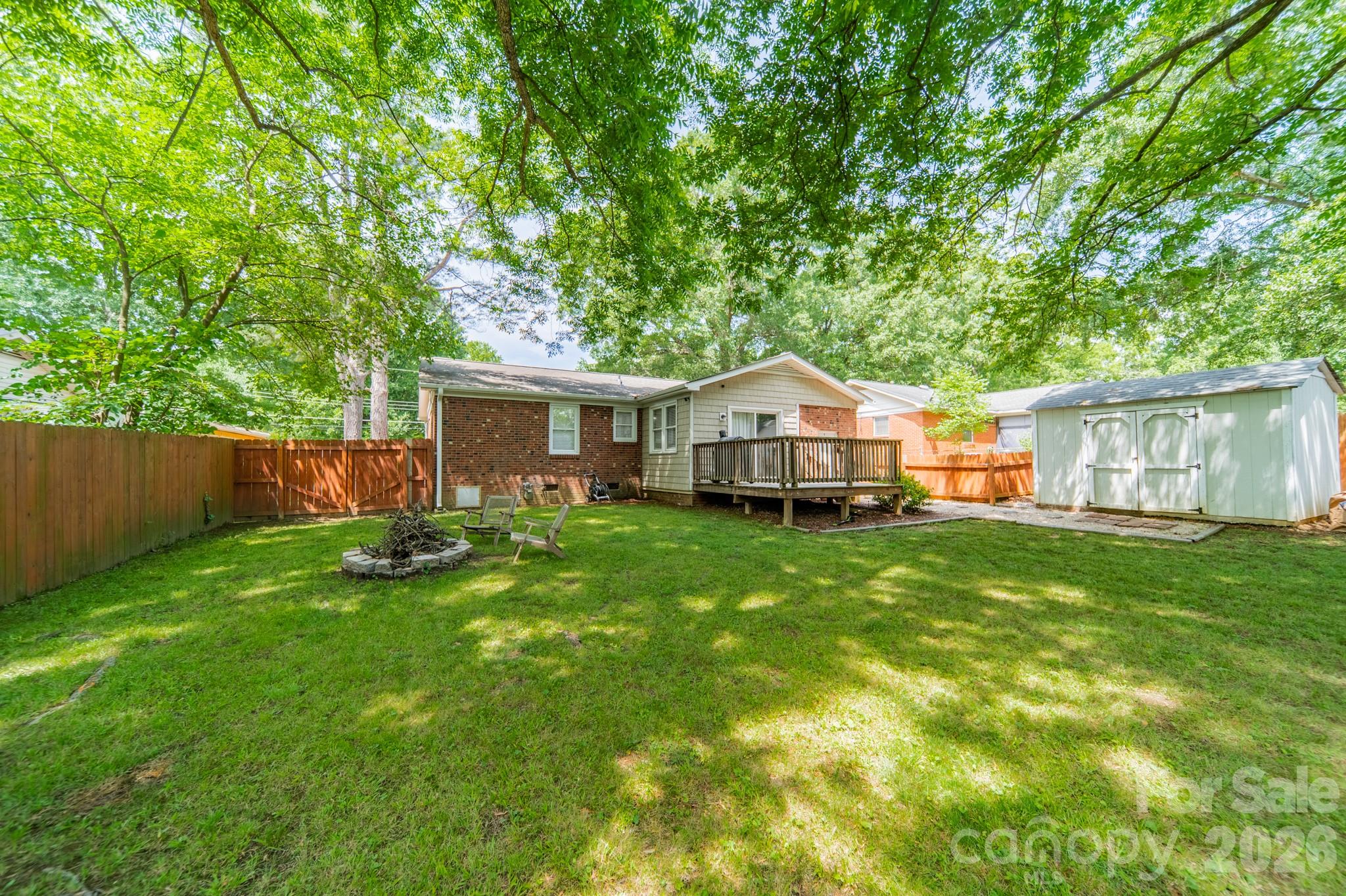 3723 Litchfield Road