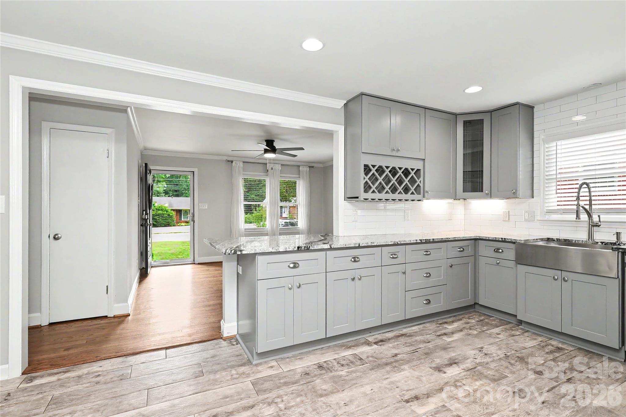 3723 Litchfield Road