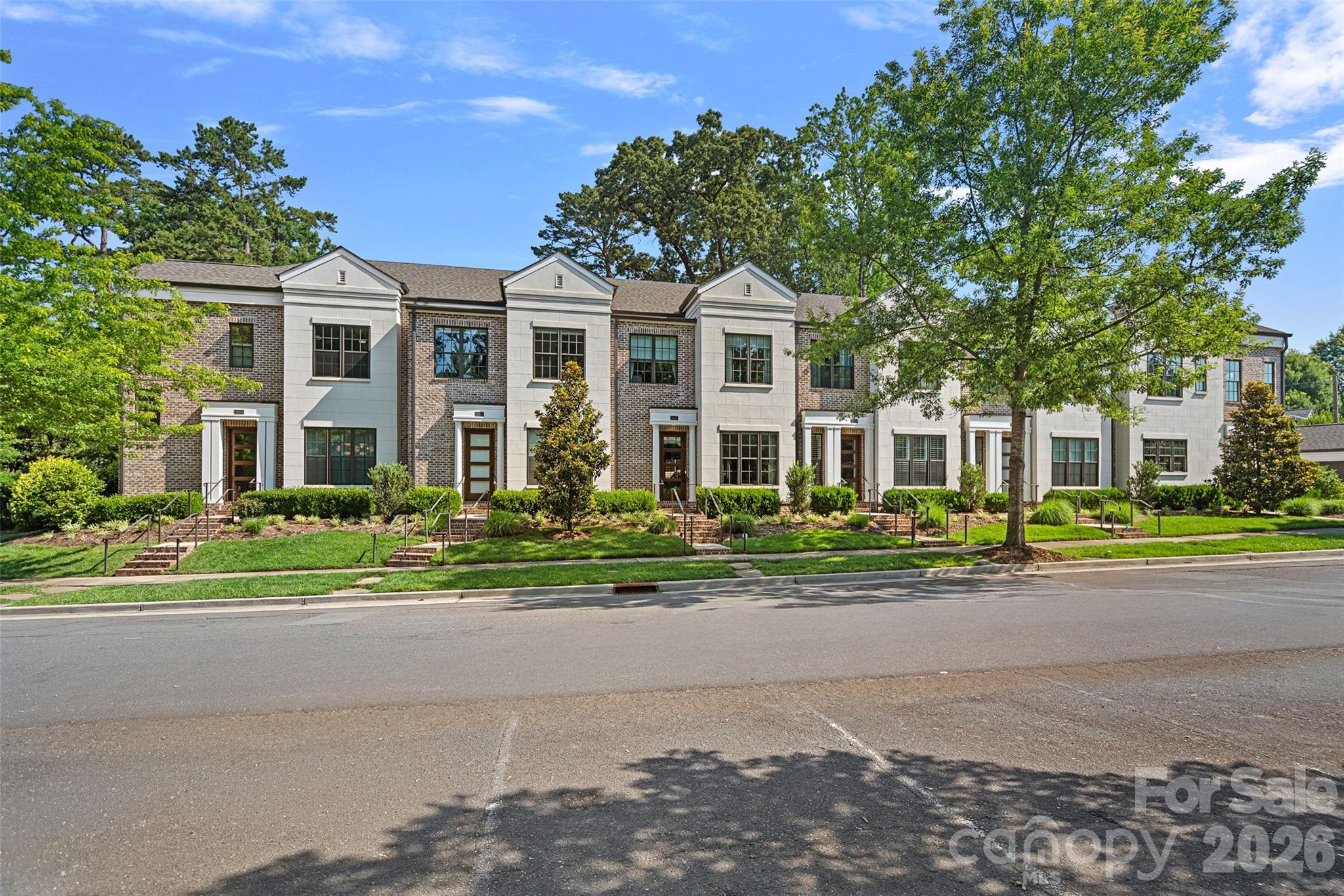 2023 Lynnwood Drive