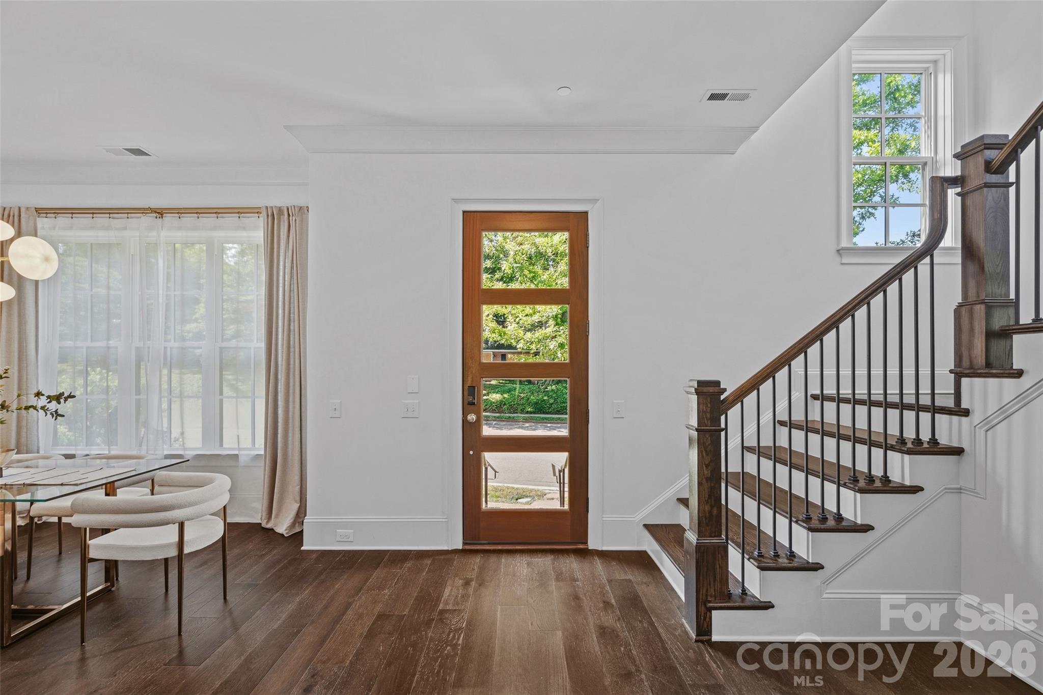 2023 Lynnwood Drive