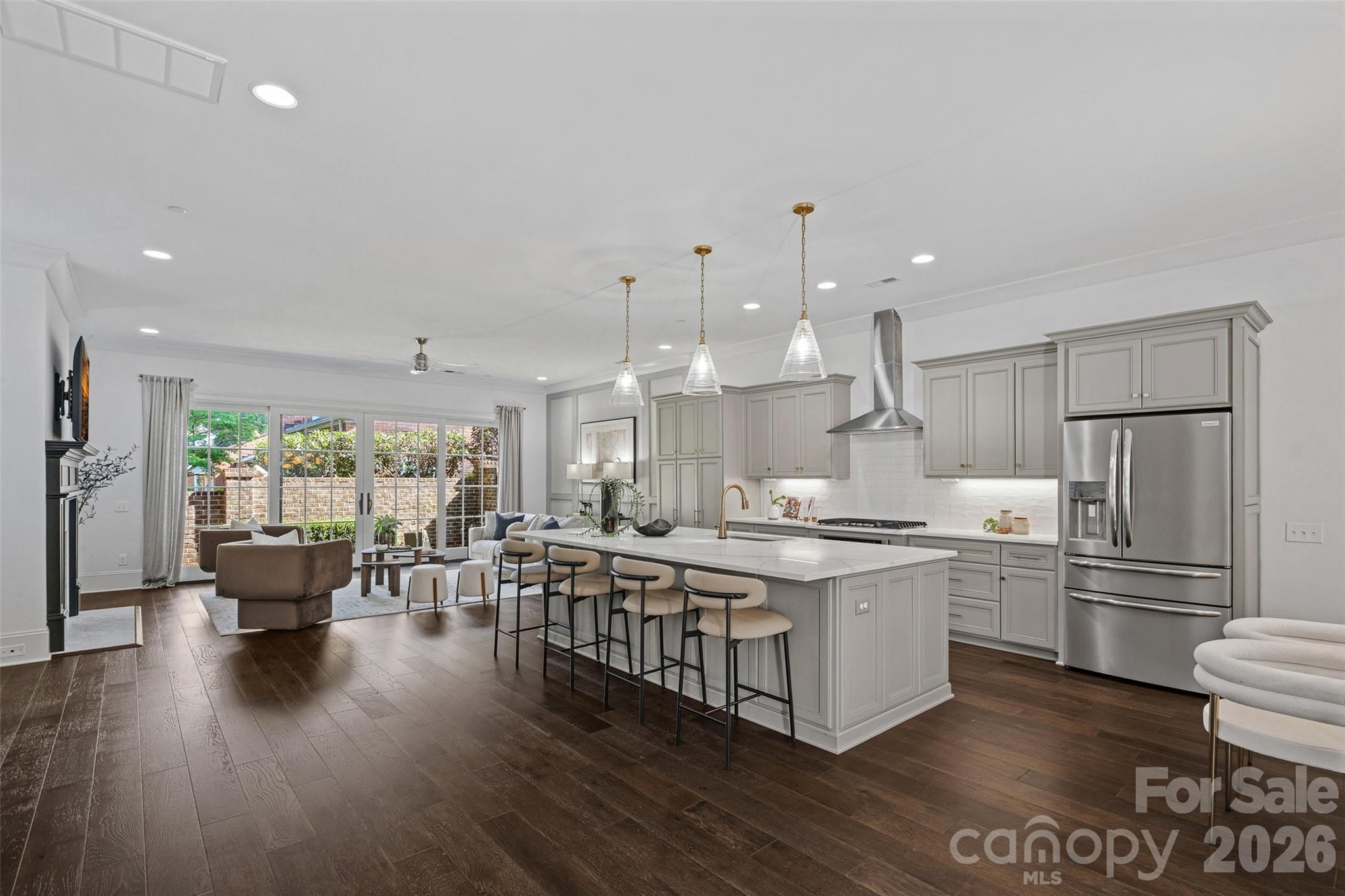 2023 Lynnwood Drive