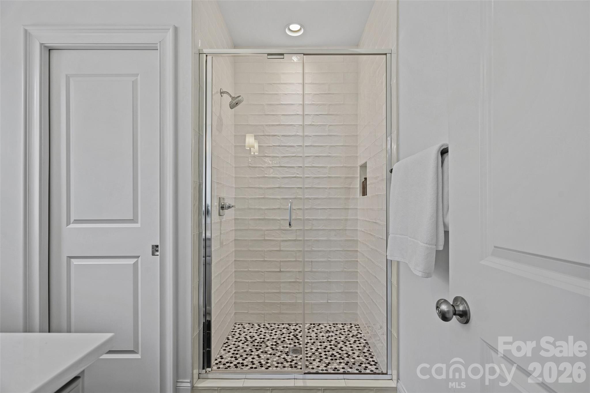 2023 Lynnwood Drive