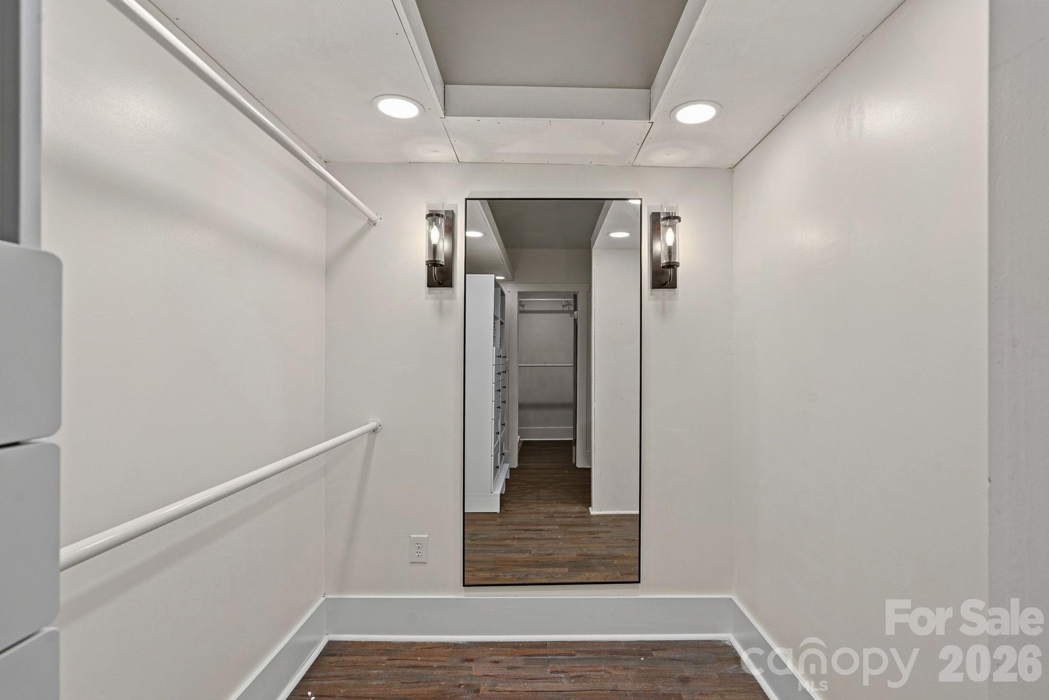 7110 Rockcliff Court