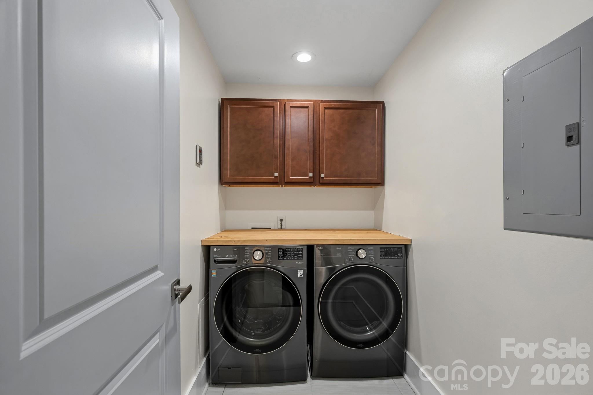 7110 Rockcliff Court