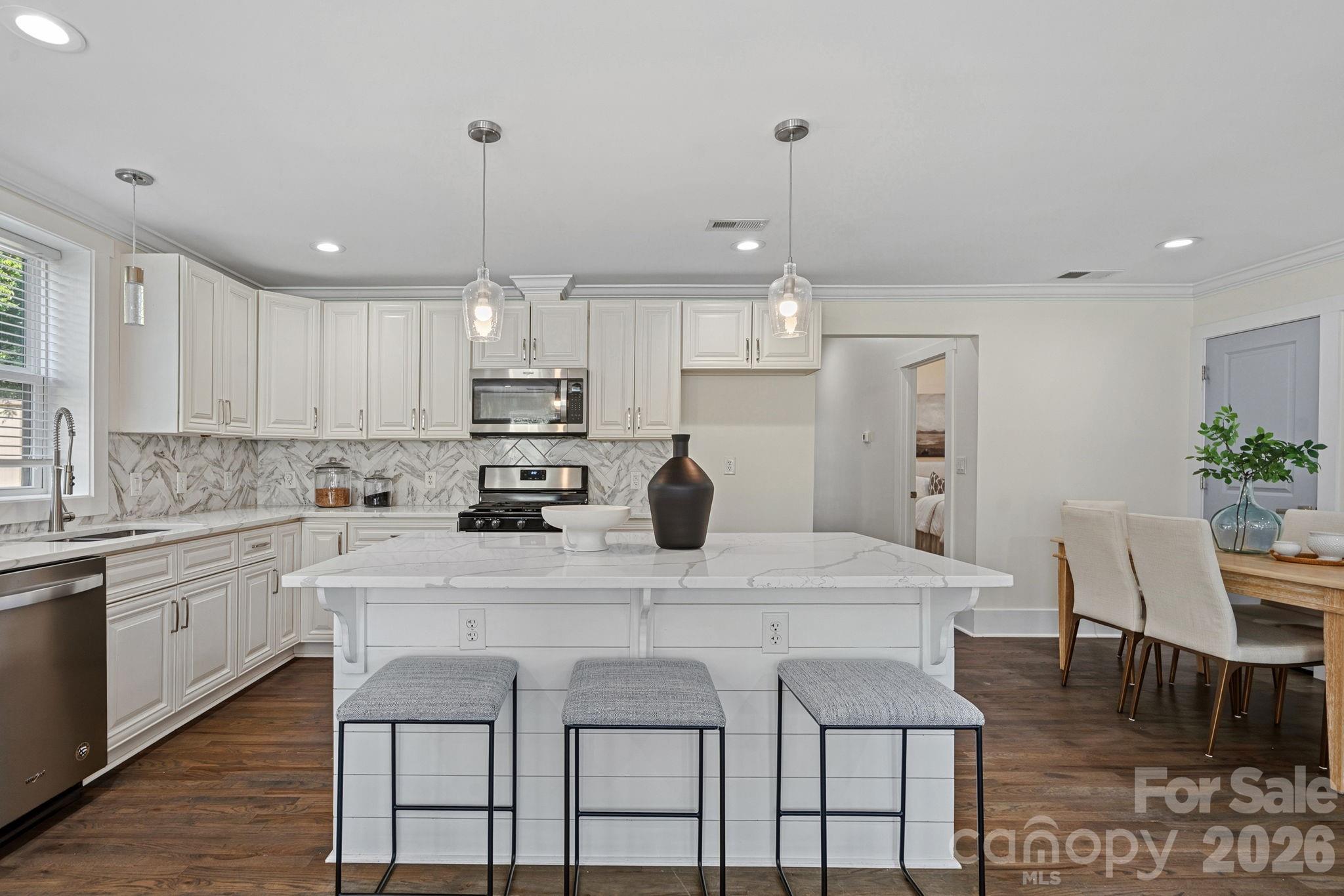 7110 Rockcliff Court