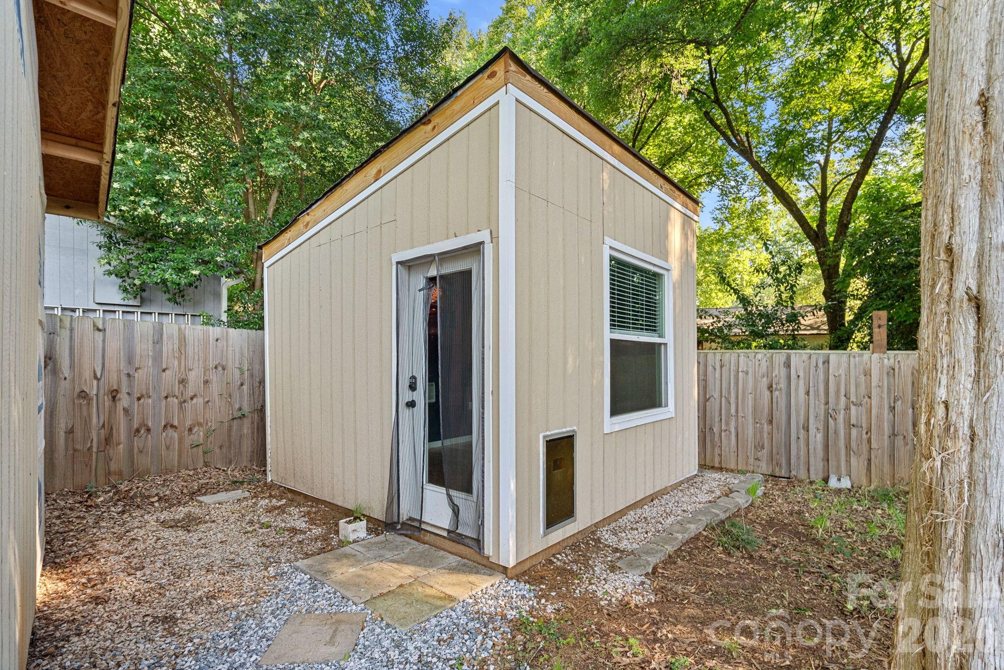 7110 Rockcliff Court