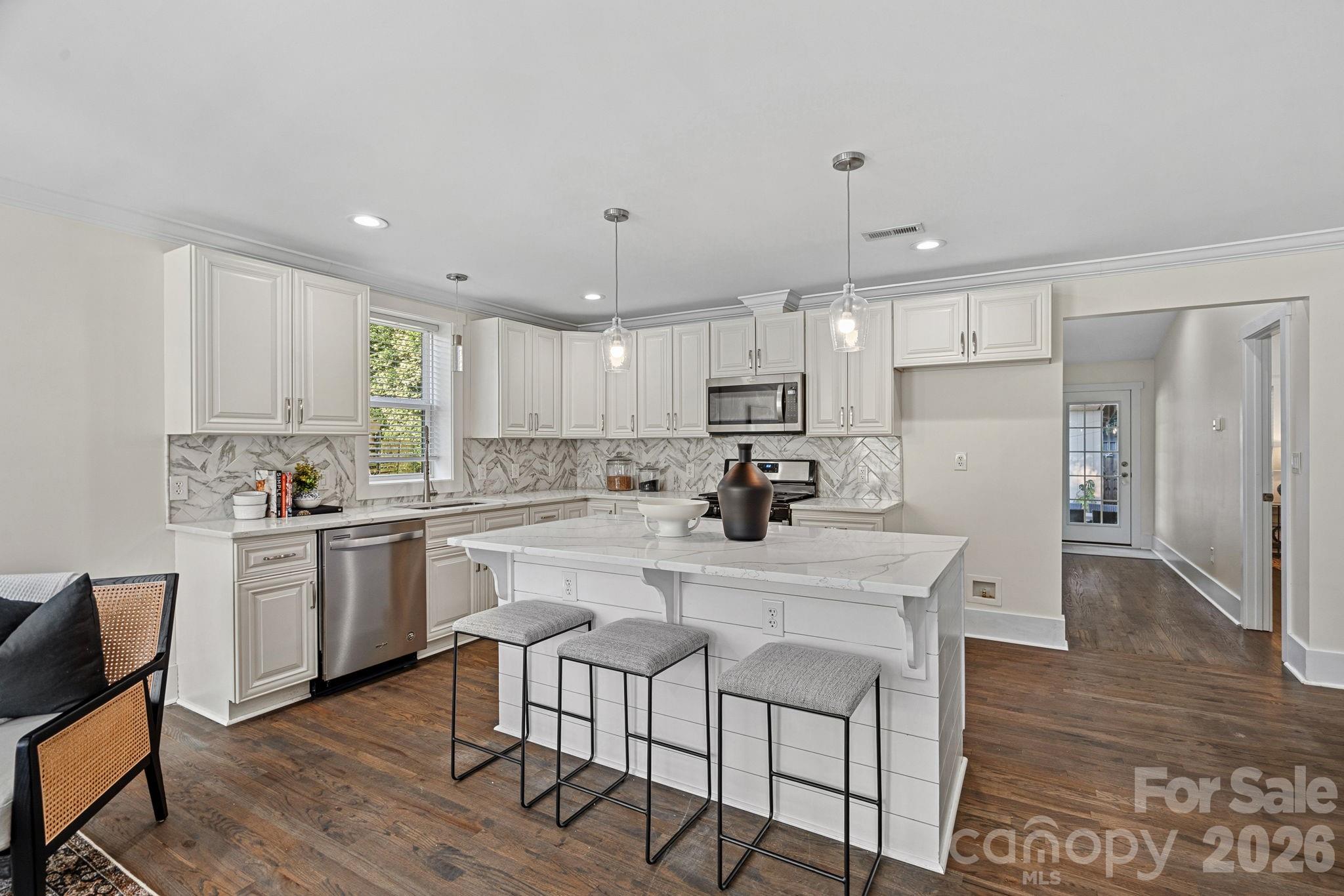 7110 Rockcliff Court