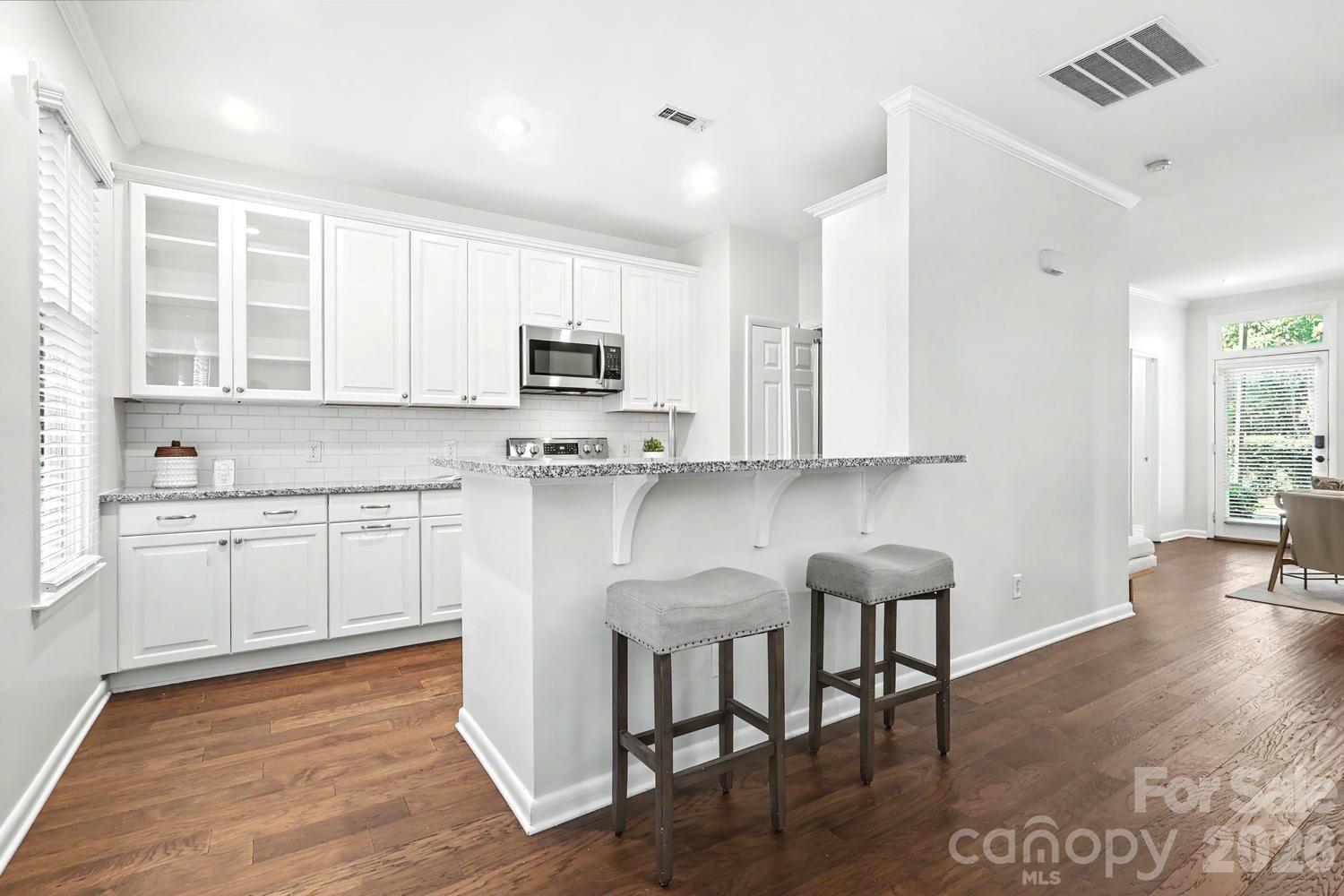 2515 Dilworth Heights Lane