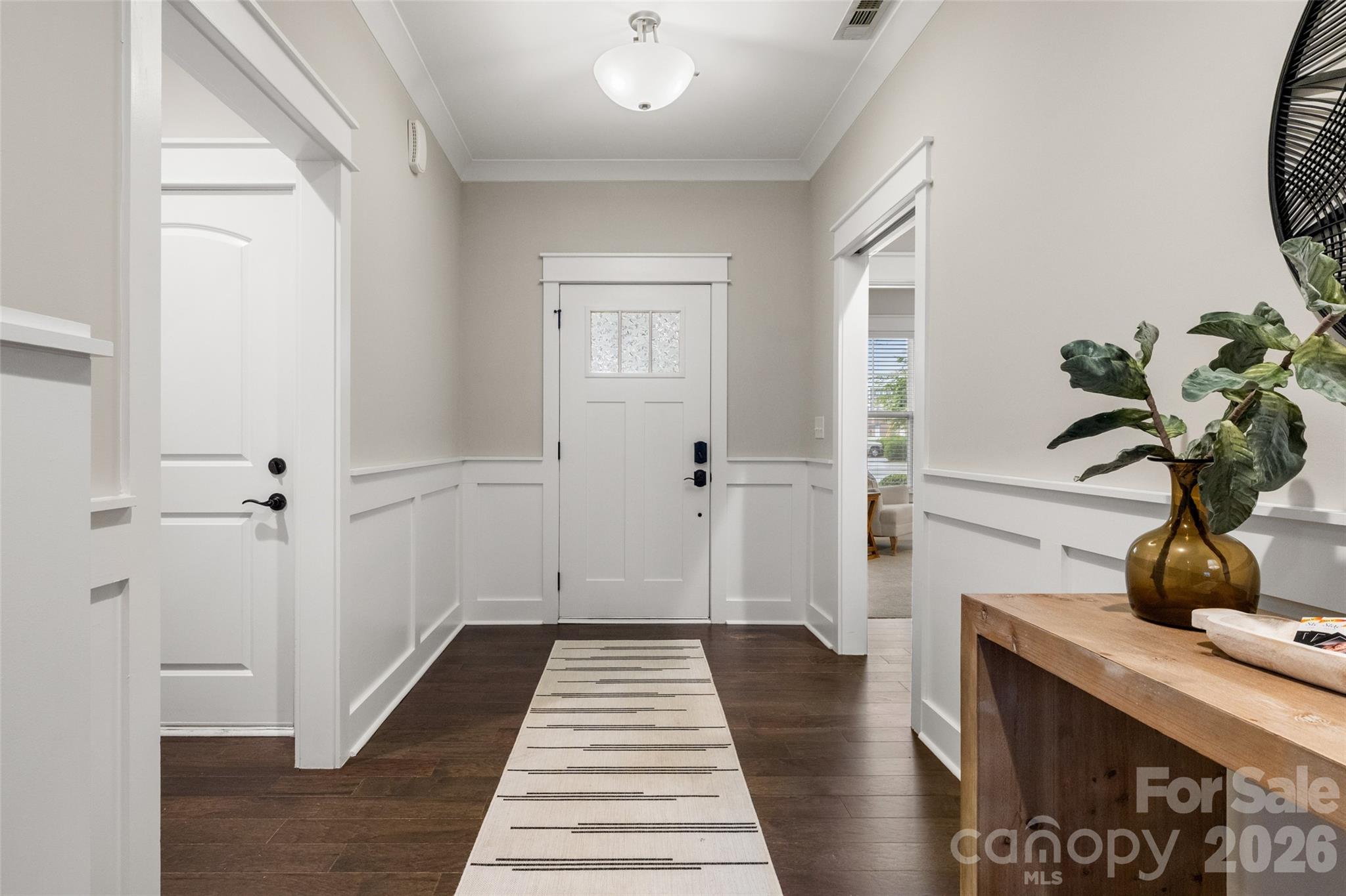 3826 Dewitt Lane