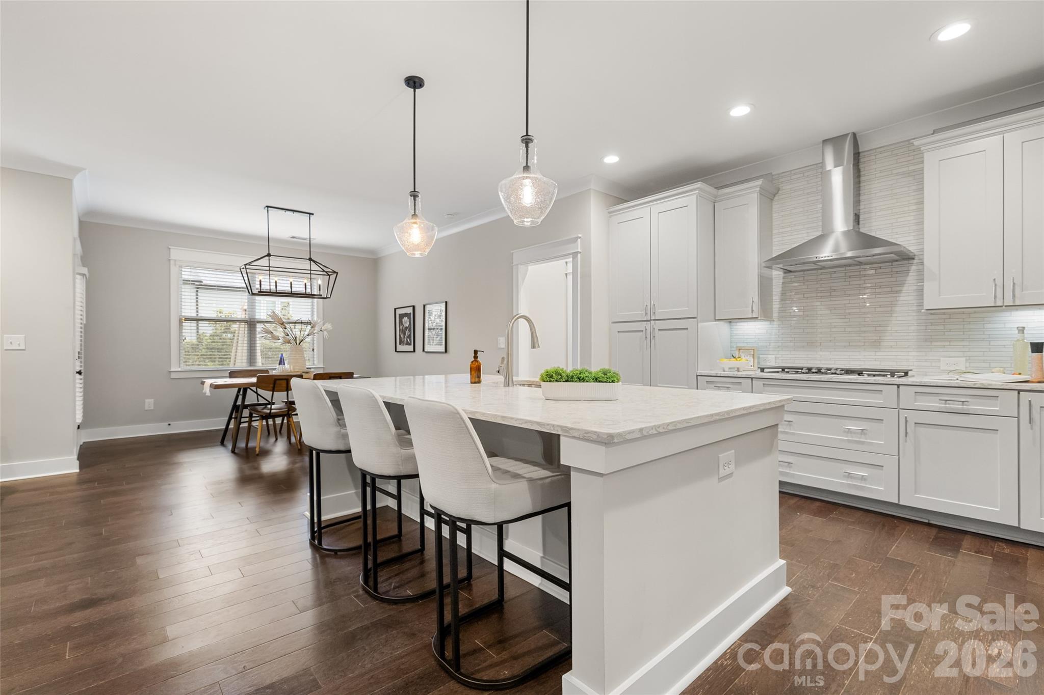 3826 Dewitt Lane
