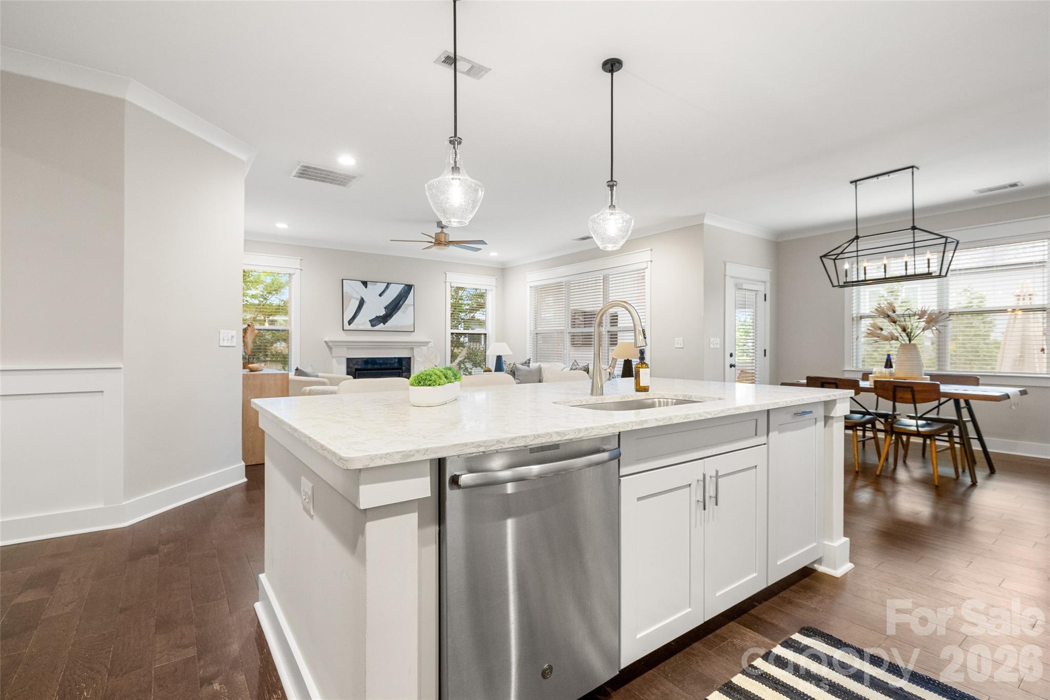 3826 Dewitt Lane