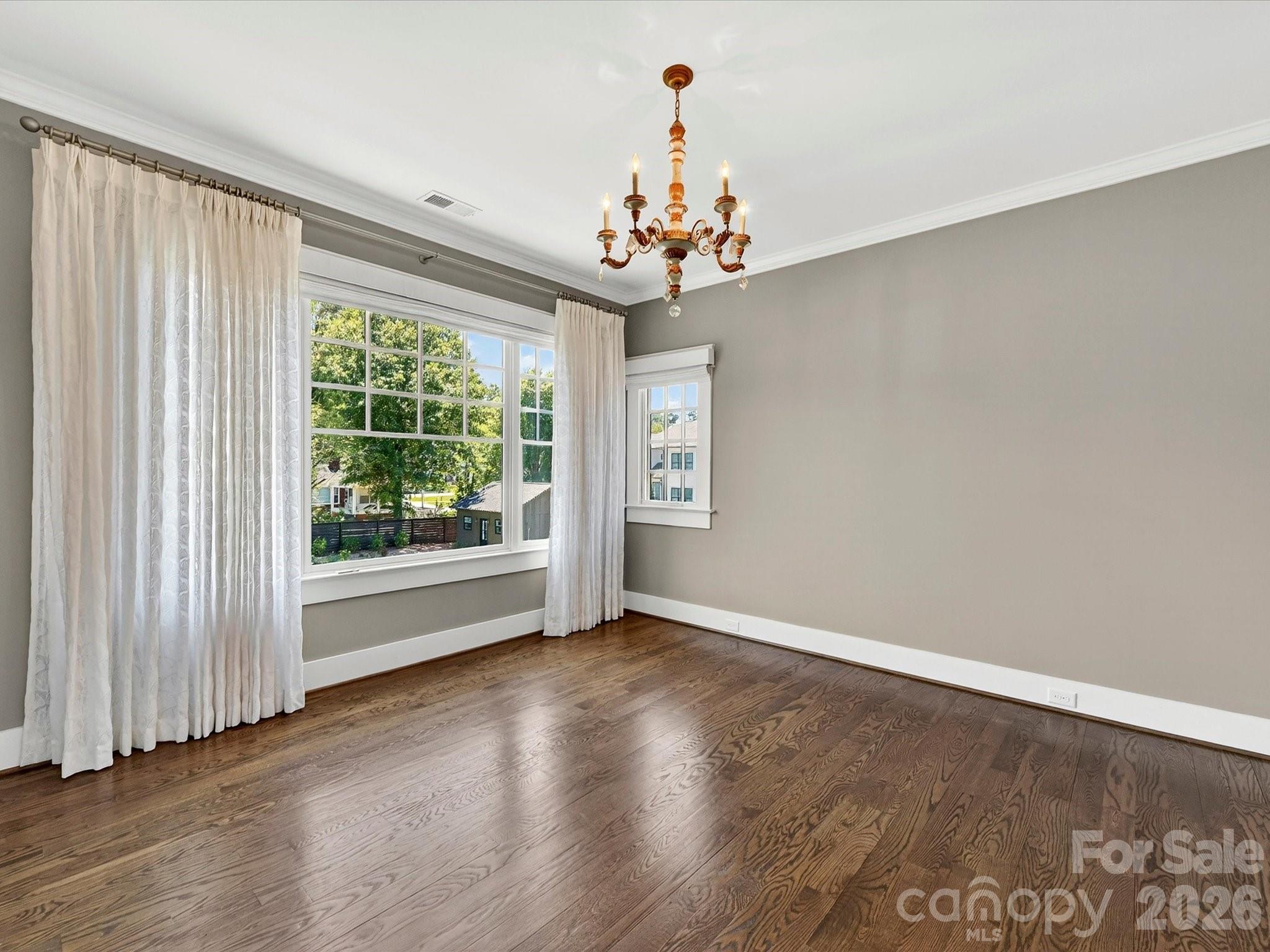 221 Anthony Circle