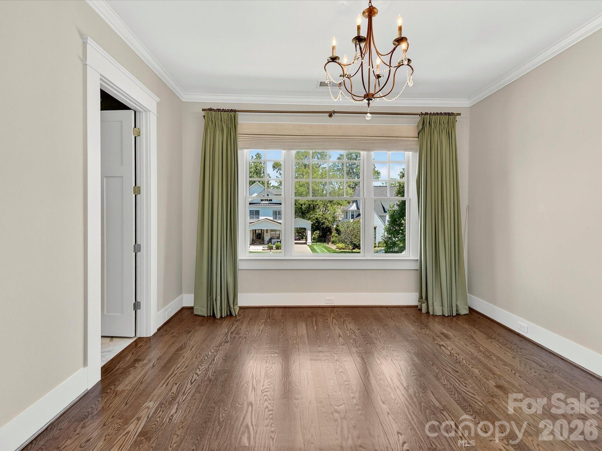 221 Anthony Circle