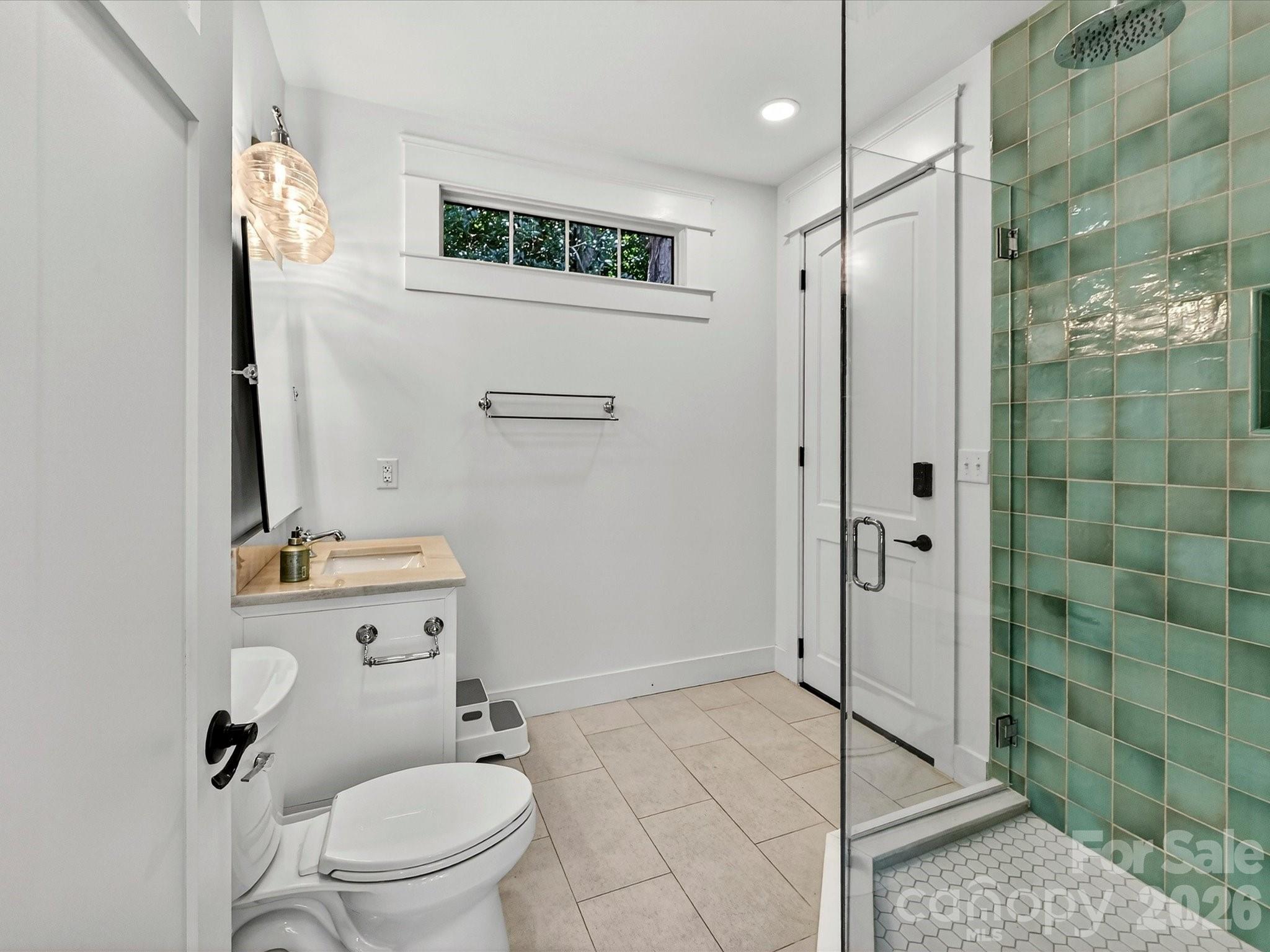 221 Anthony Circle