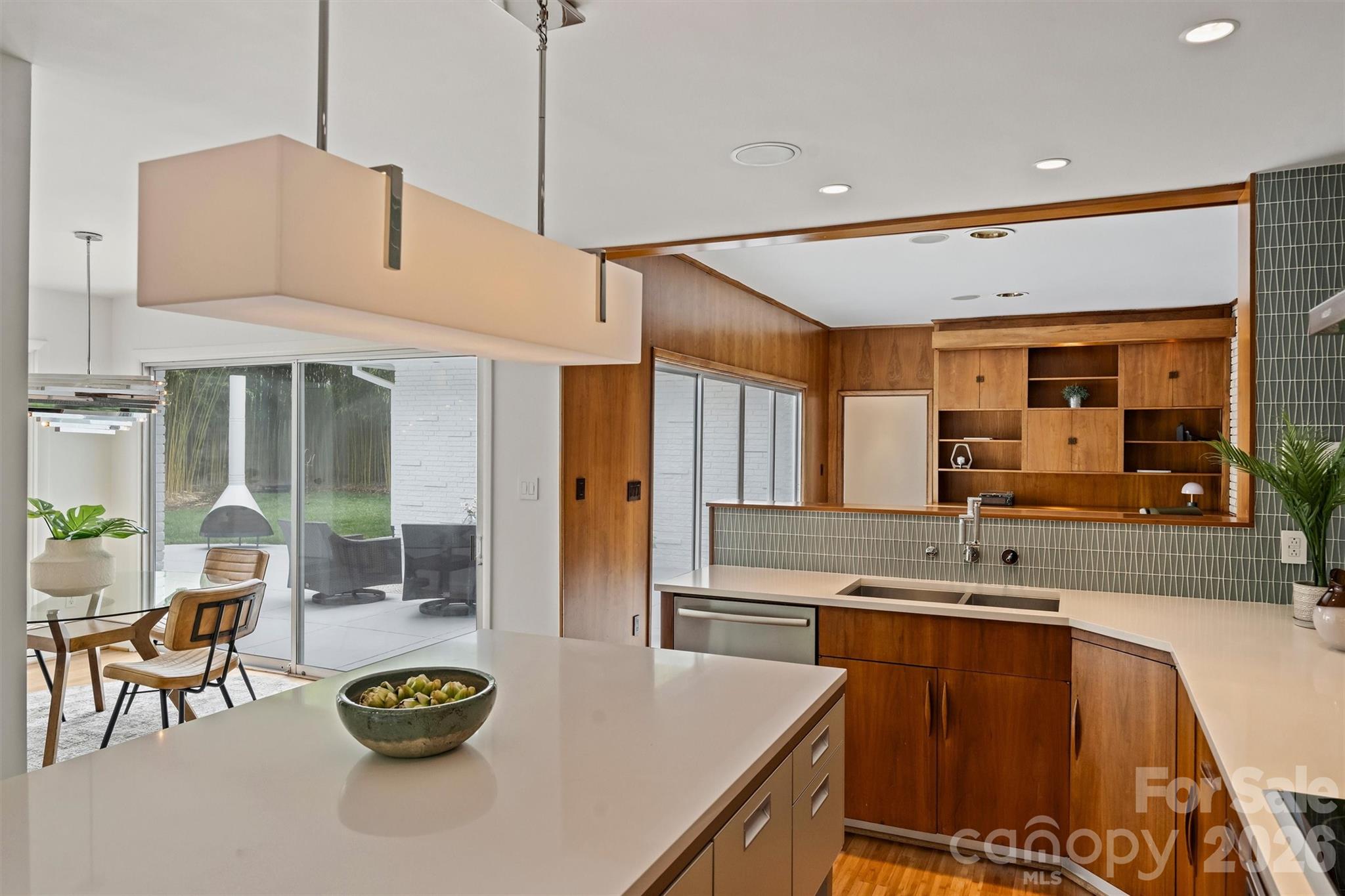 1818 Cloister Drive