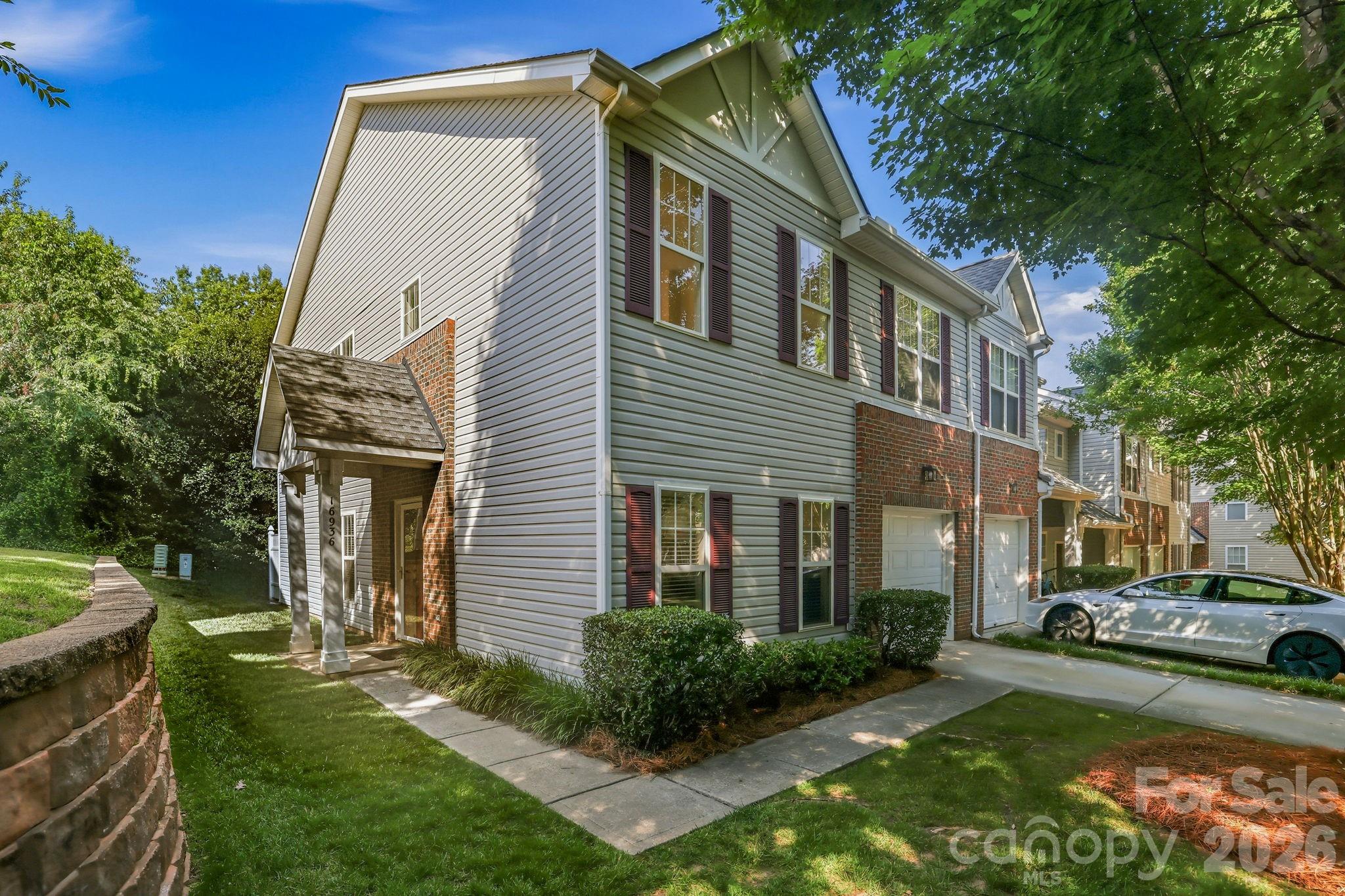 16936 Commons Creek Drive