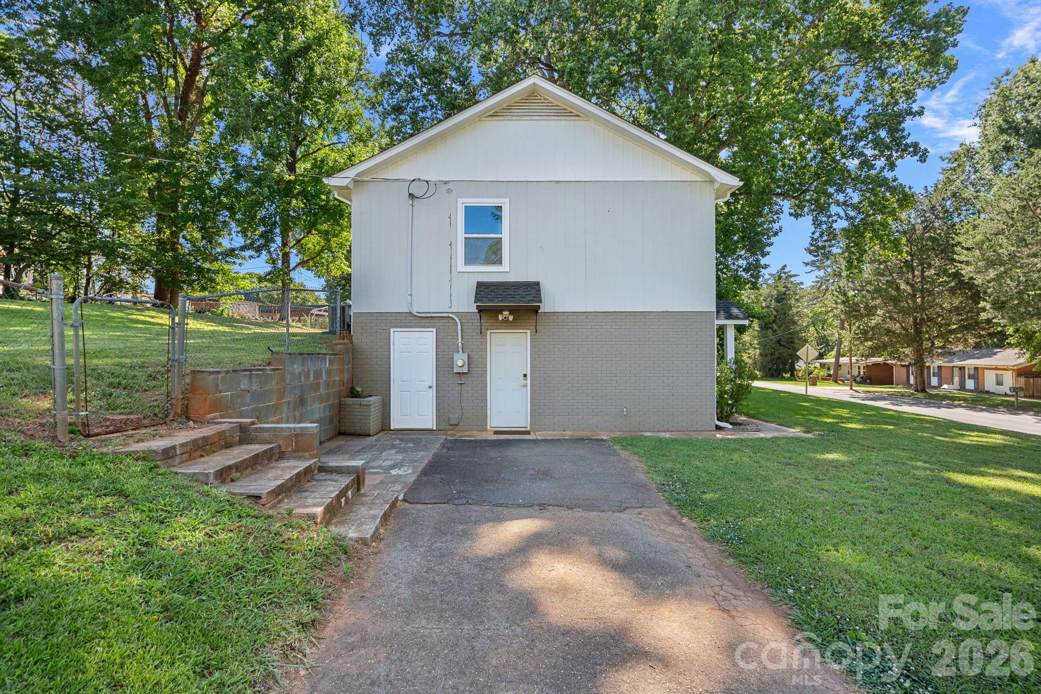 5662 Coulee Place