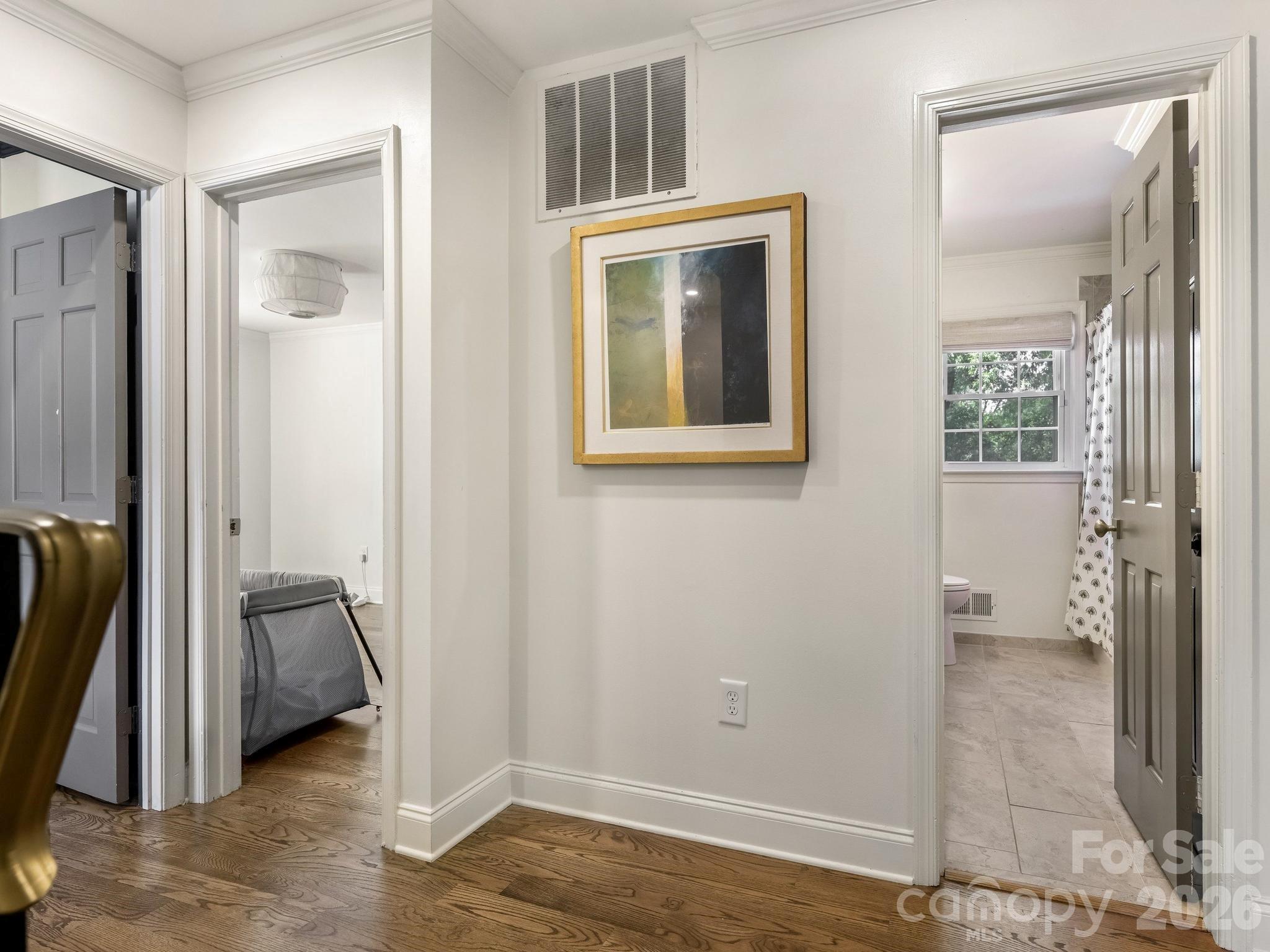 2901 Valencia Terrace