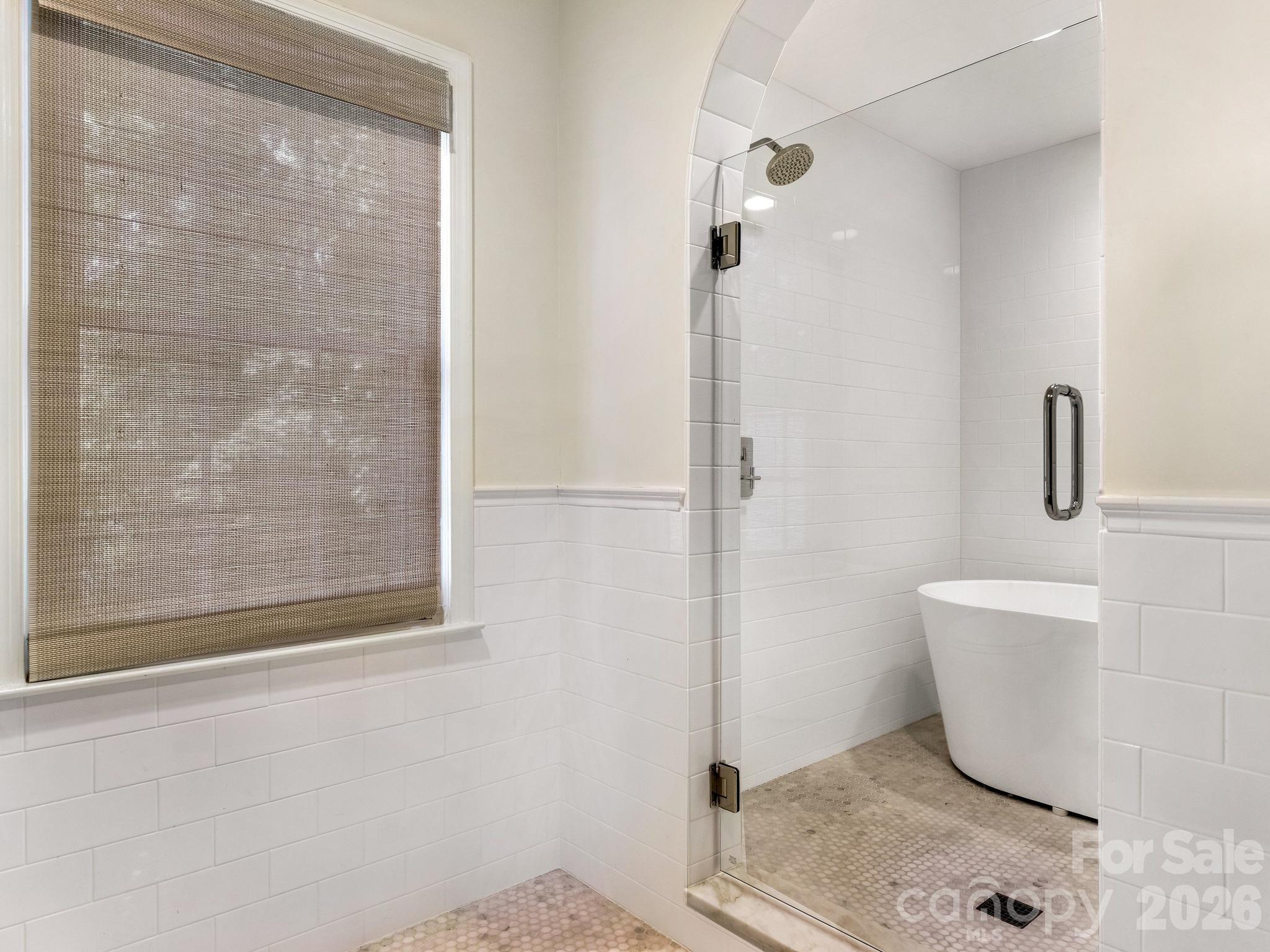2901 Valencia Terrace