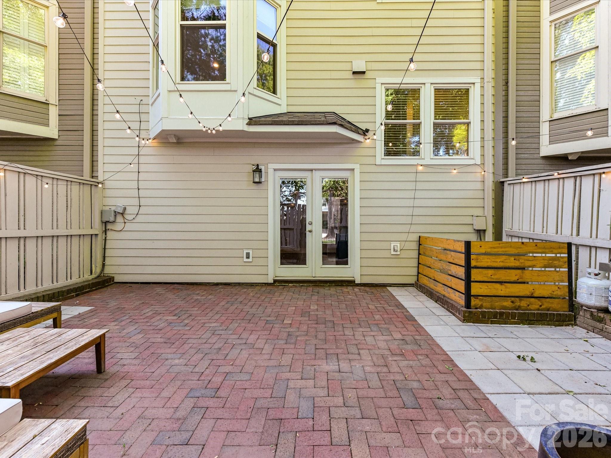 232 S Clarkson Street