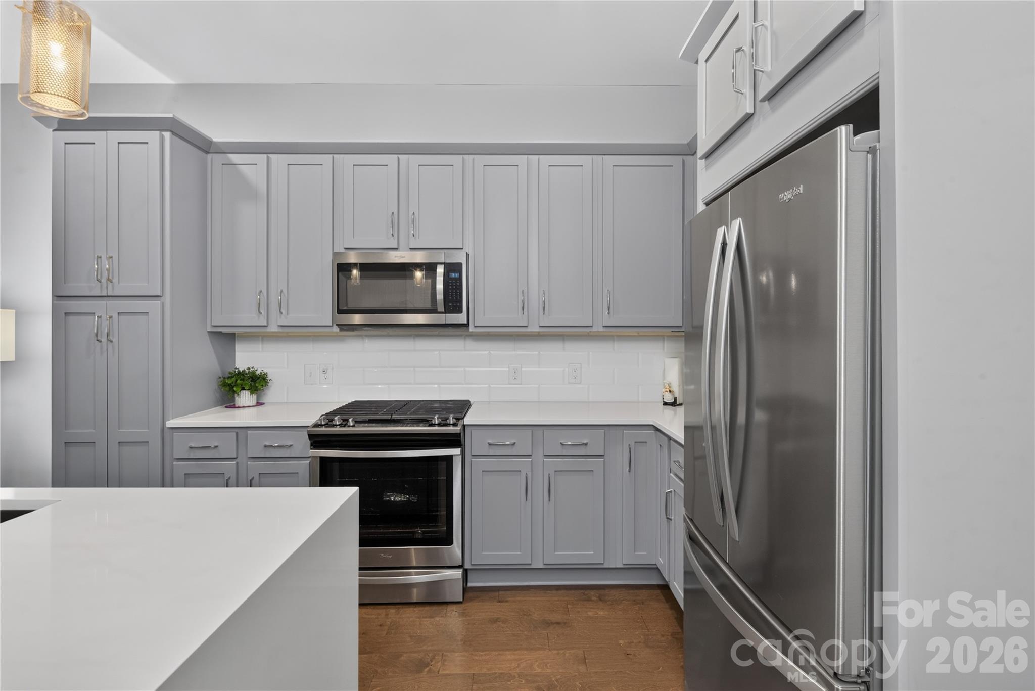 2401 Euclid Avenue Unit: 206