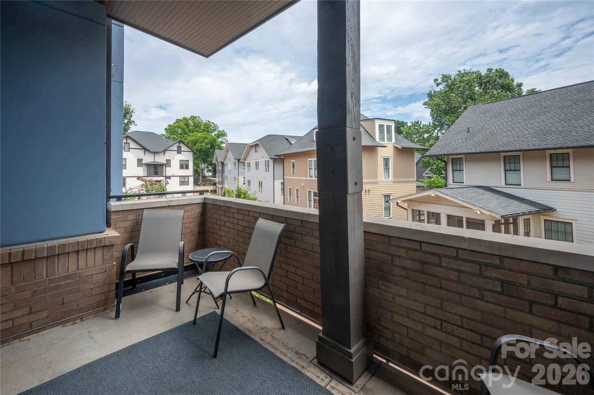 2401 Euclid Avenue Unit: 206