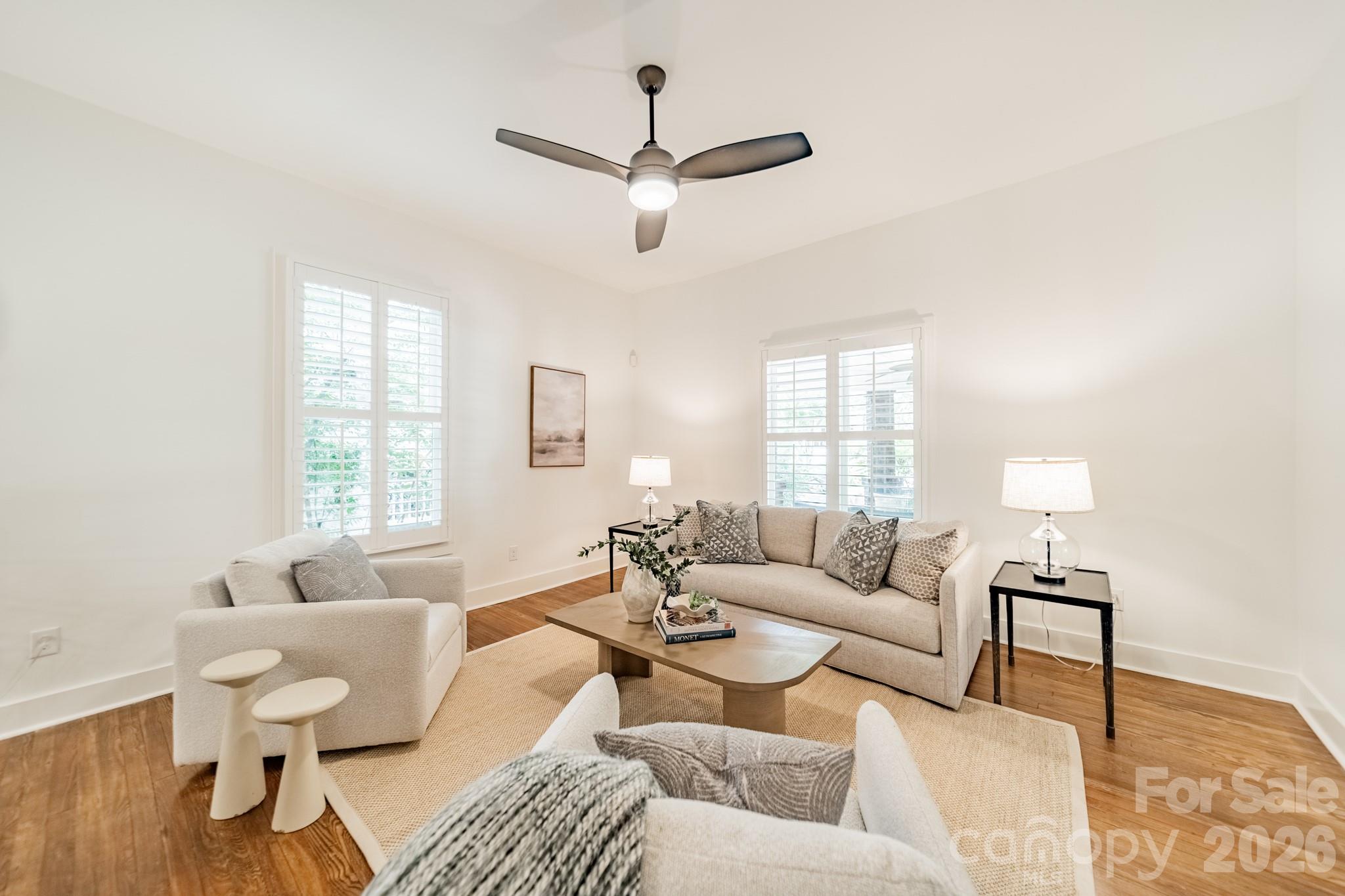 219 W Park Avenue