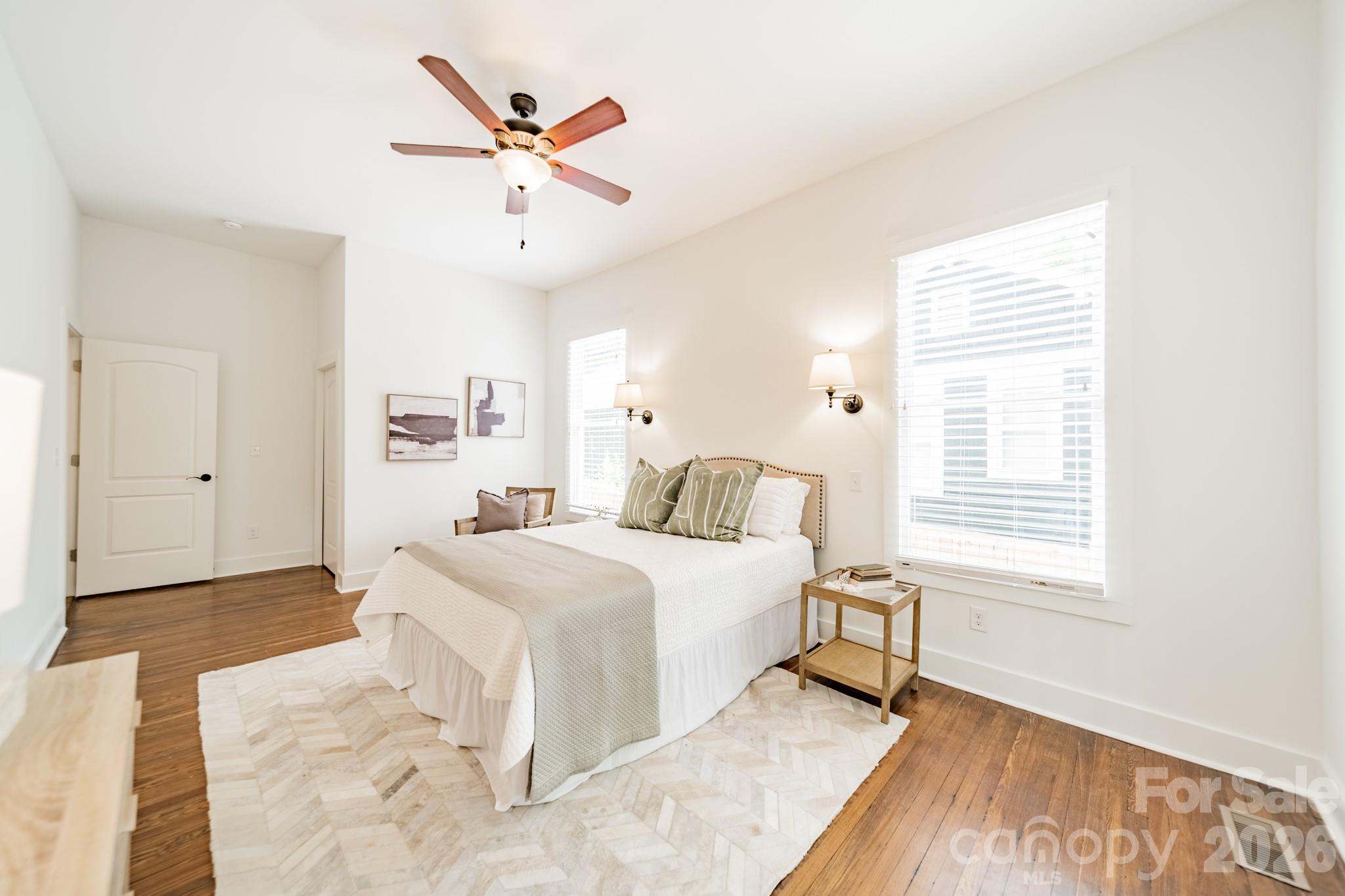 219 W Park Avenue