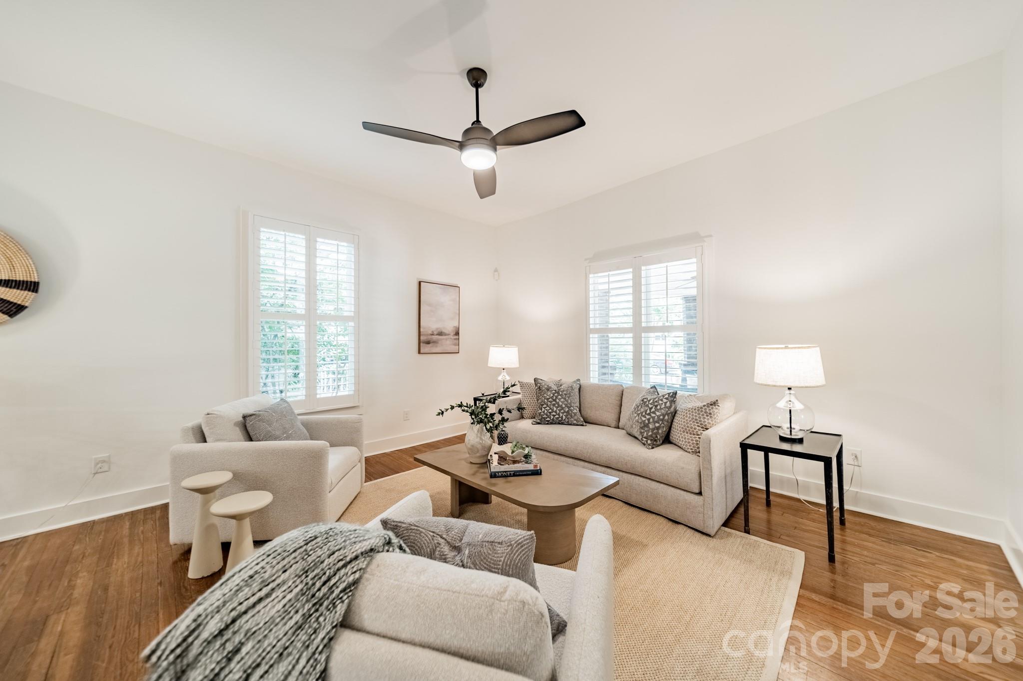 219 W Park Avenue