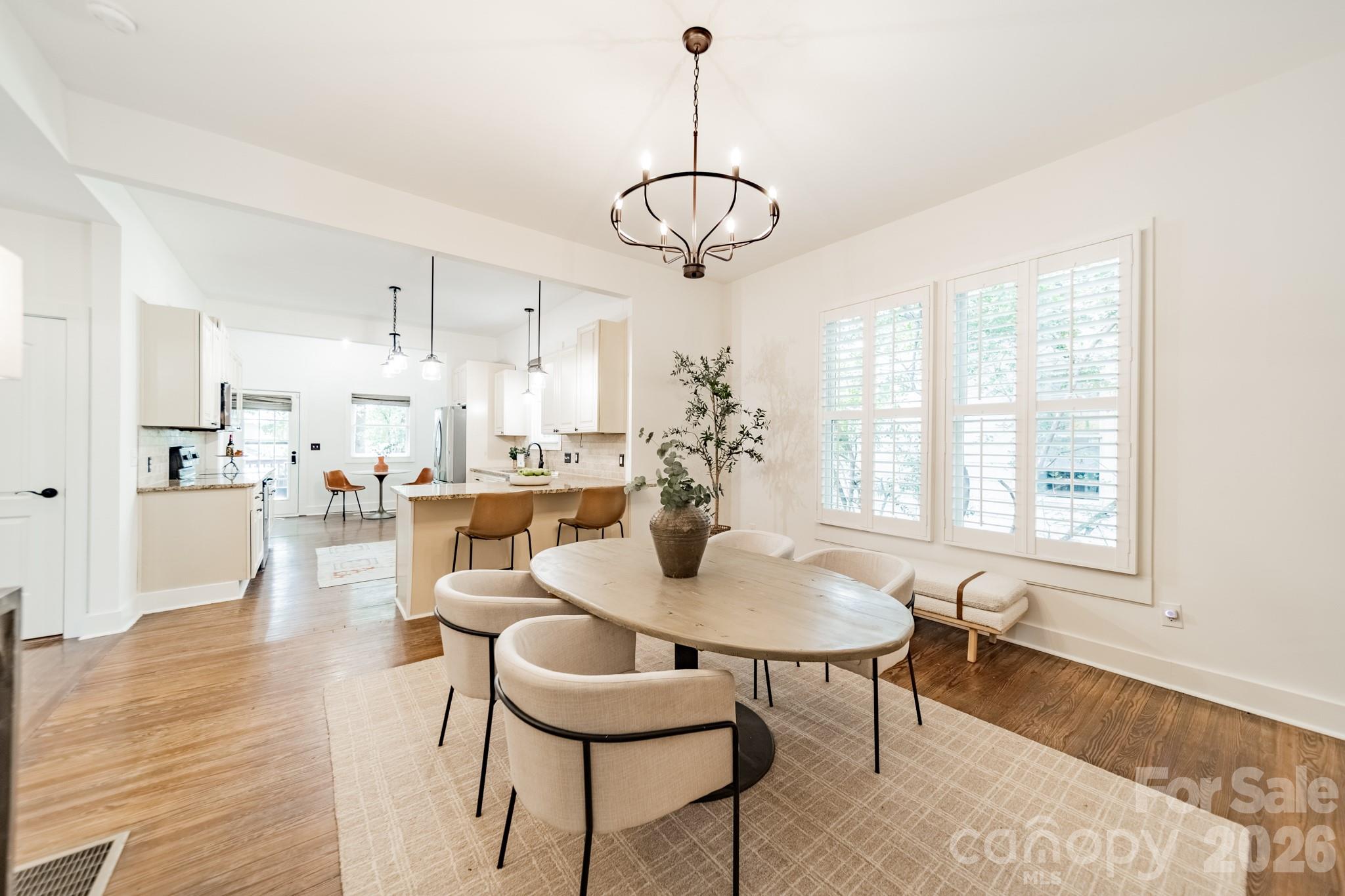 219 W Park Avenue