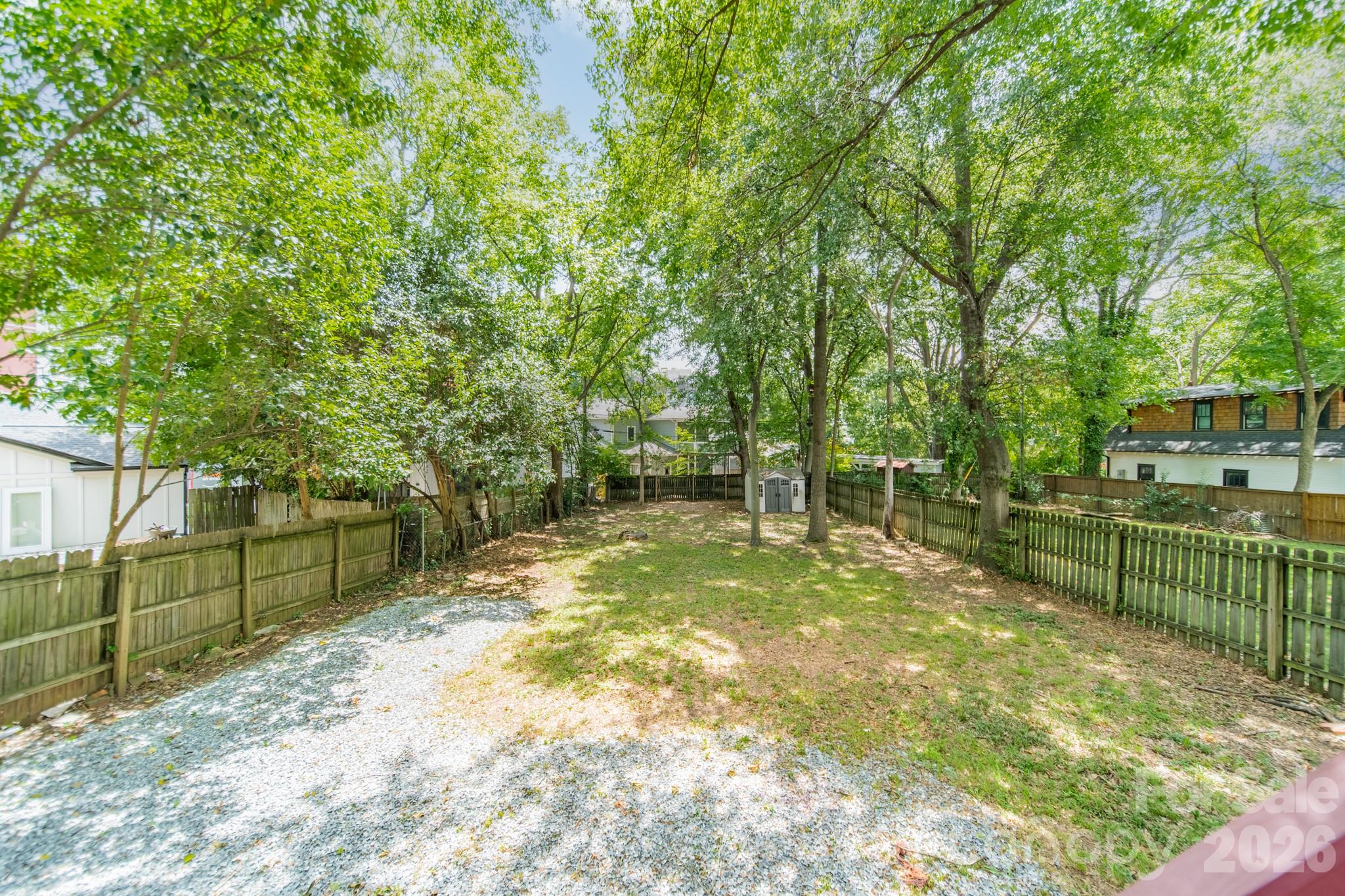 219 W Park Avenue