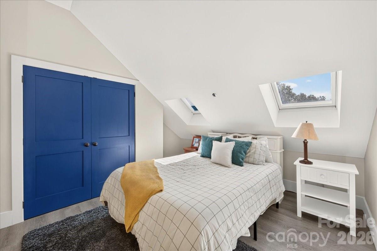201 Hillside Avenue