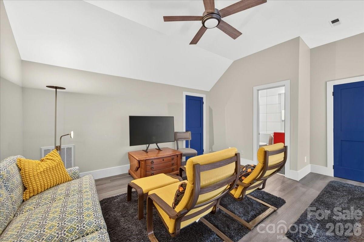 201 Hillside Avenue