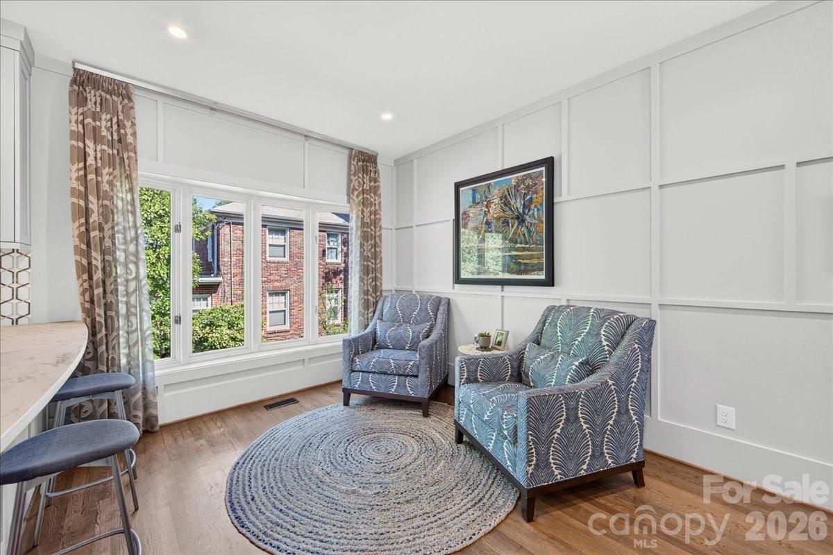 201 Hillside Avenue