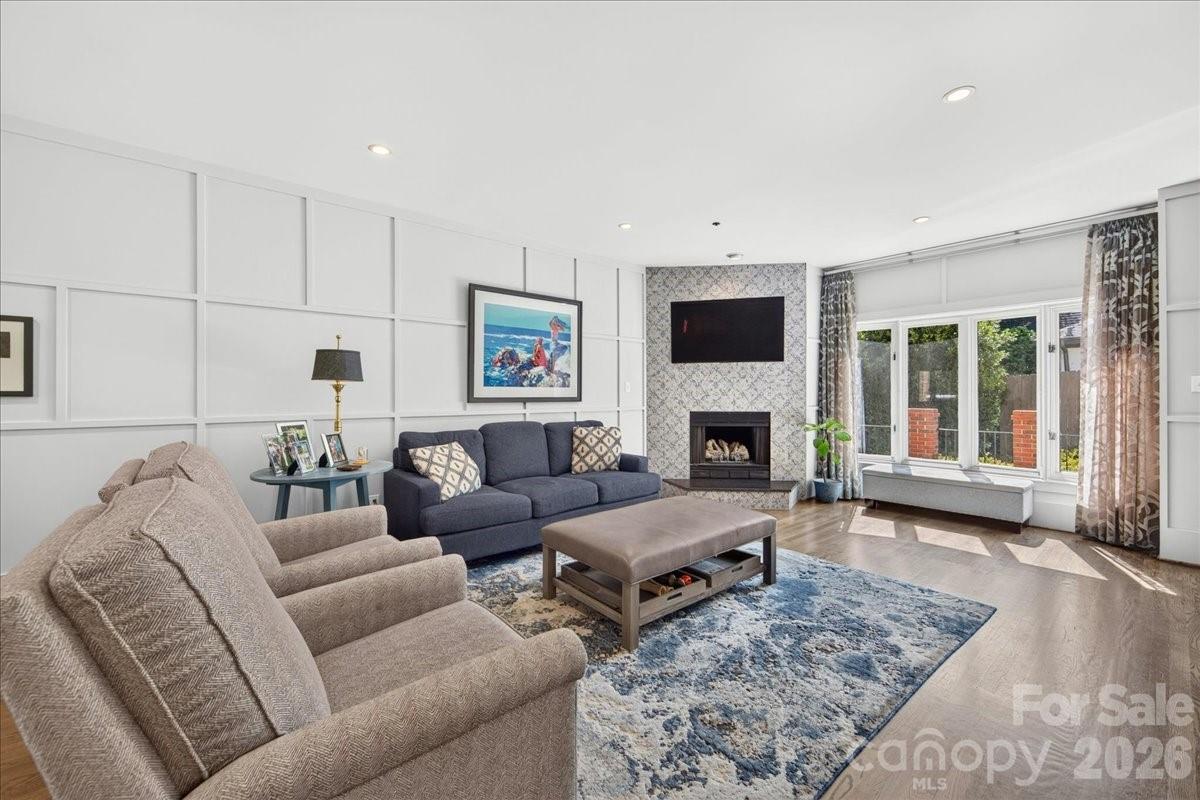 201 Hillside Avenue