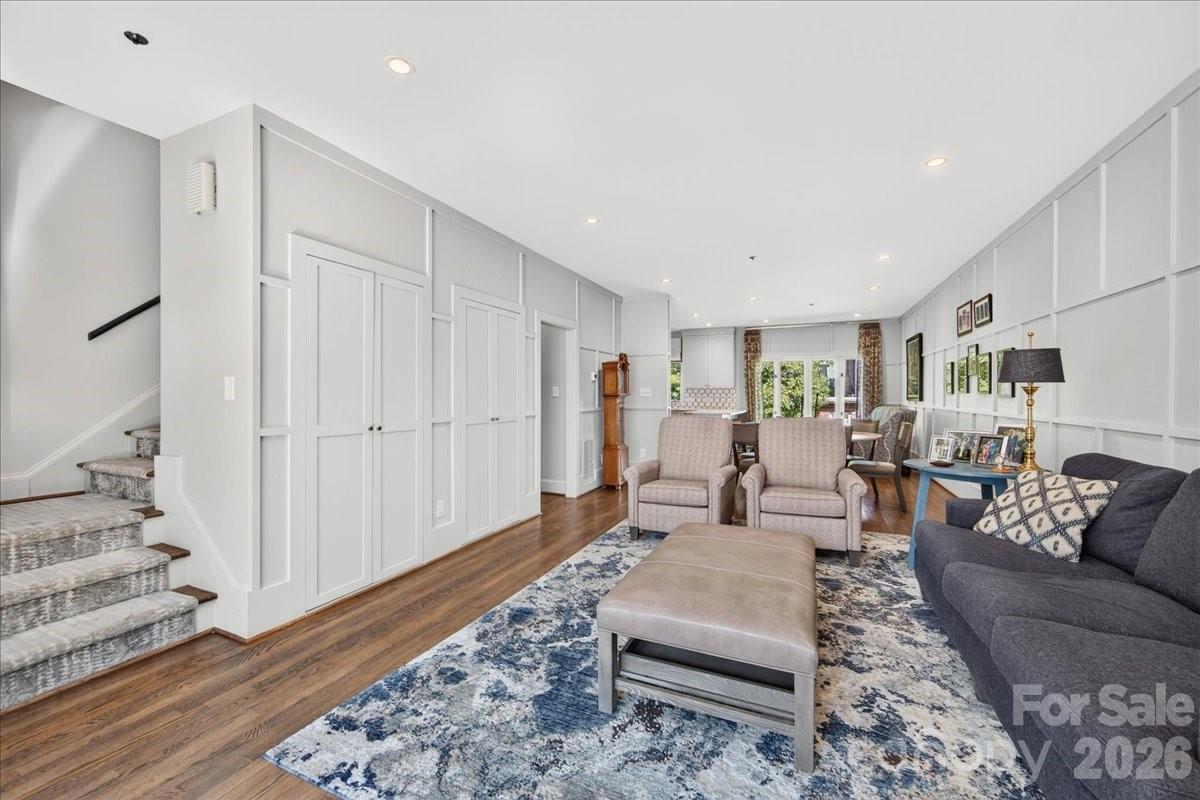 201 Hillside Avenue