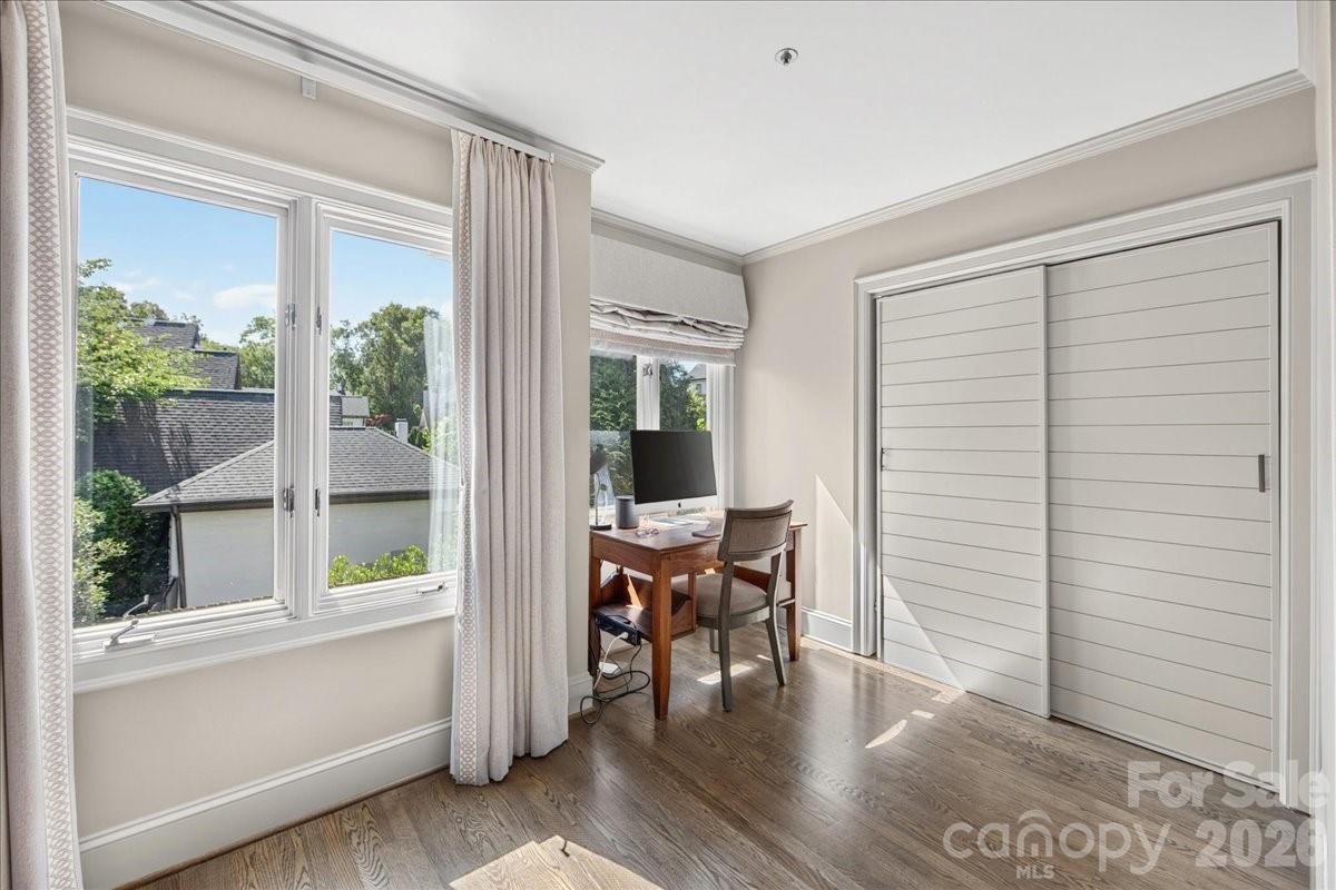 201 Hillside Avenue