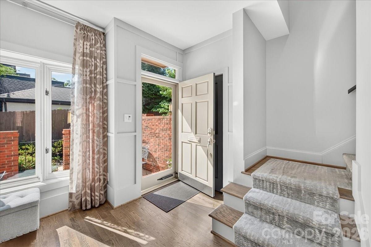201 Hillside Avenue
