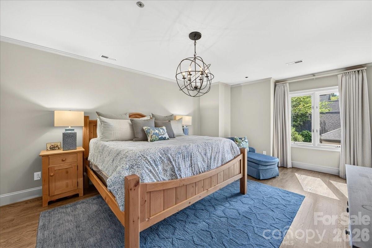 201 Hillside Avenue